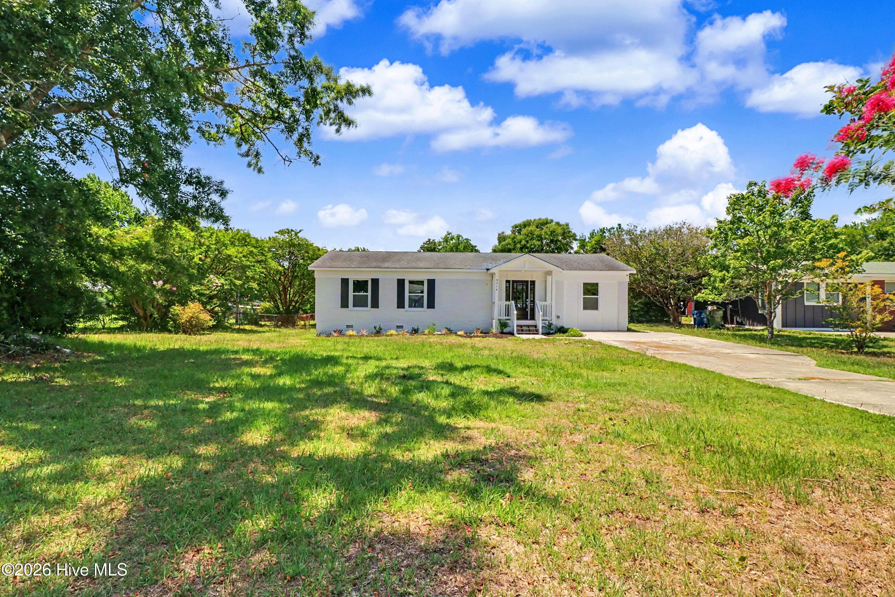 Front of 5314 Autumn Drive, Wilmington, NC 28409