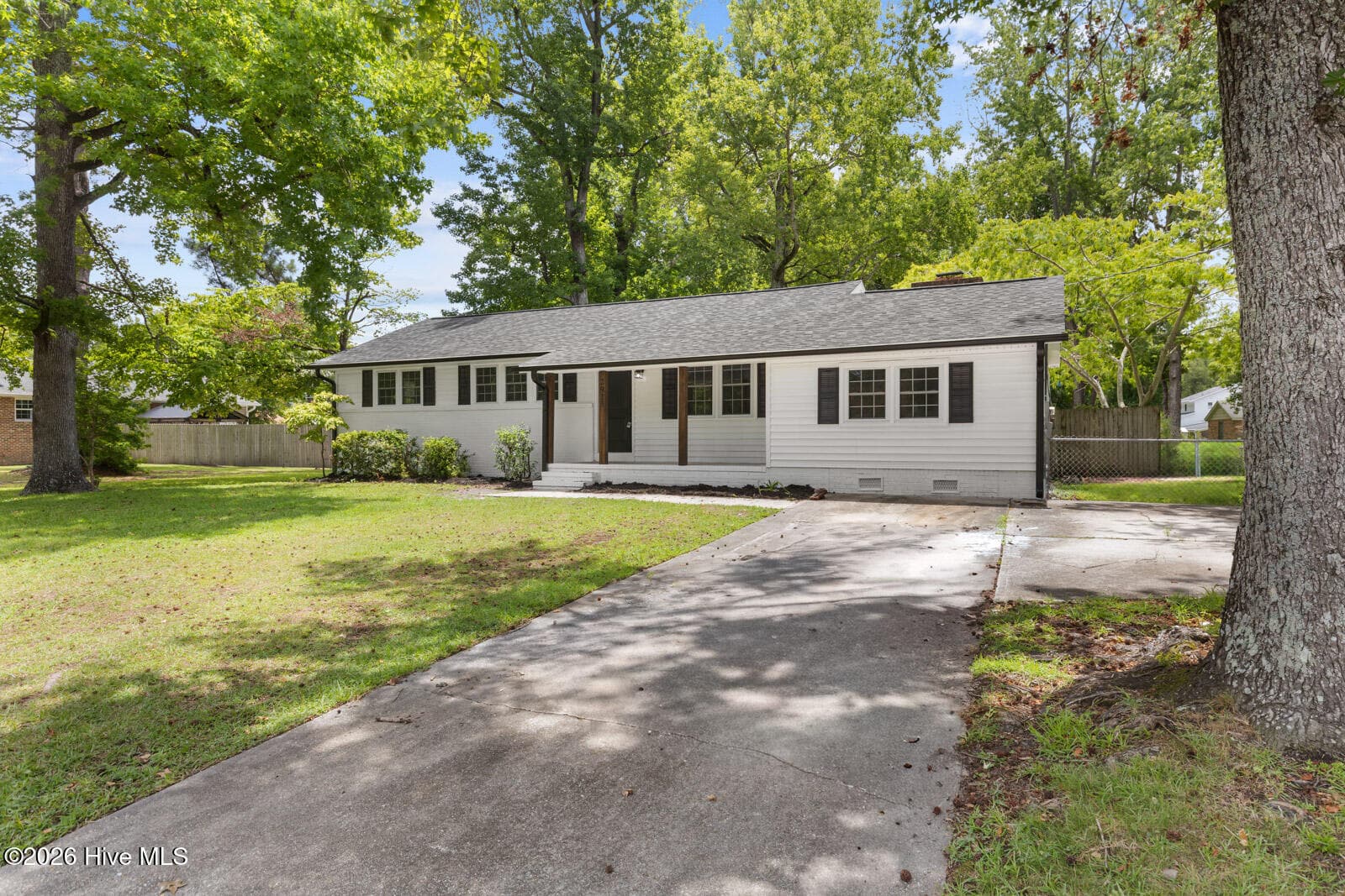 Exterior of 2915 Northwoods Drive, Jacksonville, NC 28540