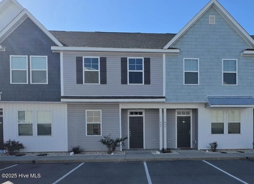 Front of 427 Sunfish Lane, Sneads Ferry, NC 28460
