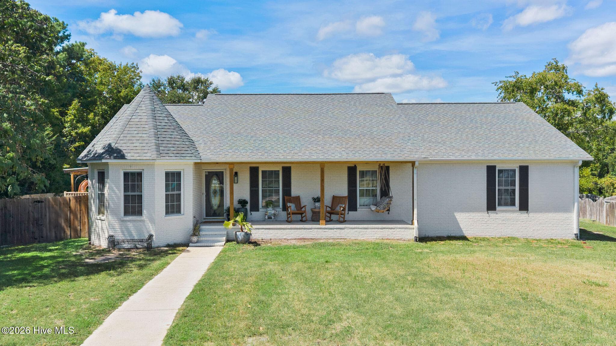 Front of 224 Topsail Watch Drive, Hampstead, NC 28443