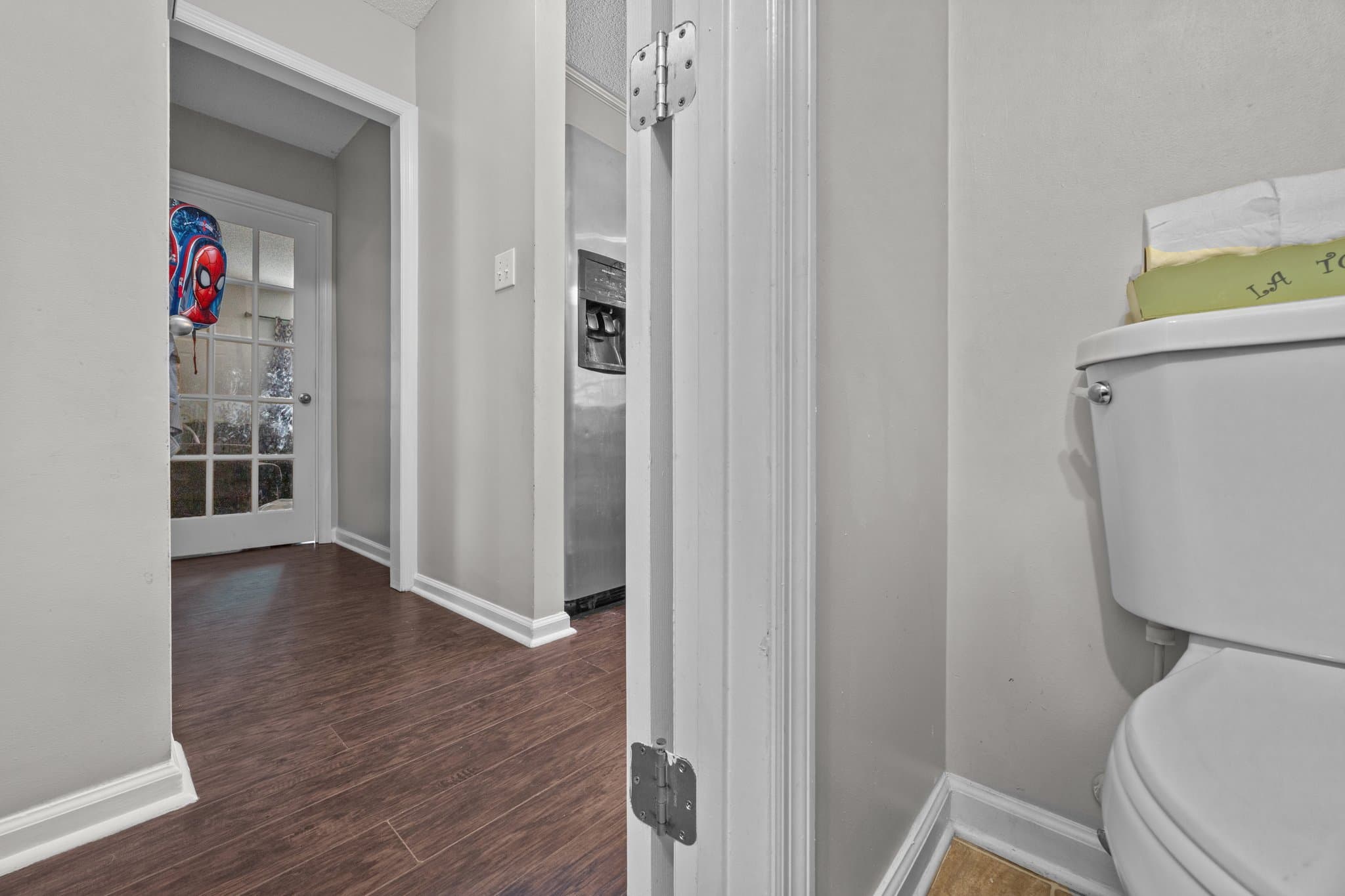 What Should I Know About Buying a House That Is in Foreclosure?