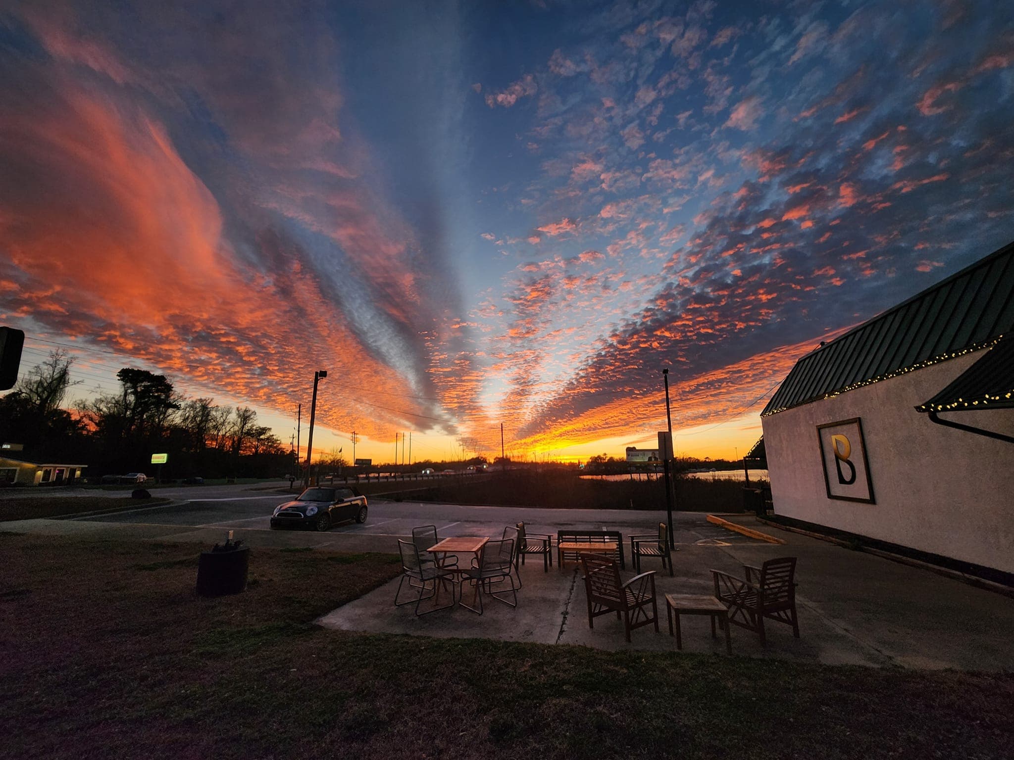 Blend Cafe on Marine Boulevard in Jacksonville NC