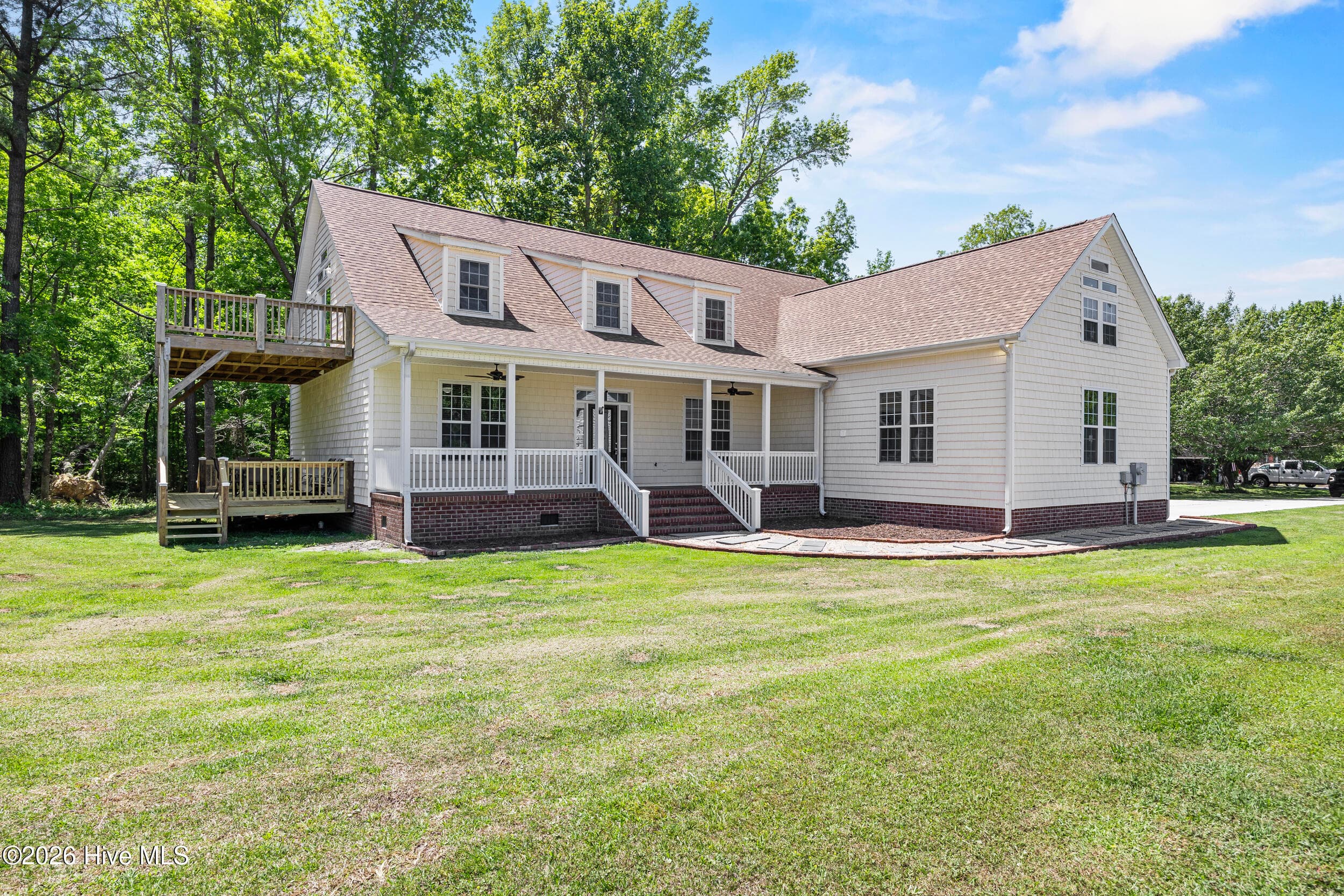 Front of 905 Charleston Place, Sneads Ferry, NC 28460