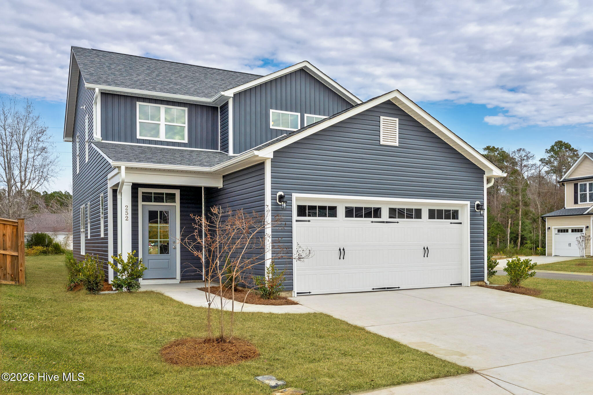 Front of 31 W Kiln Road, Hampstead, NC 28443