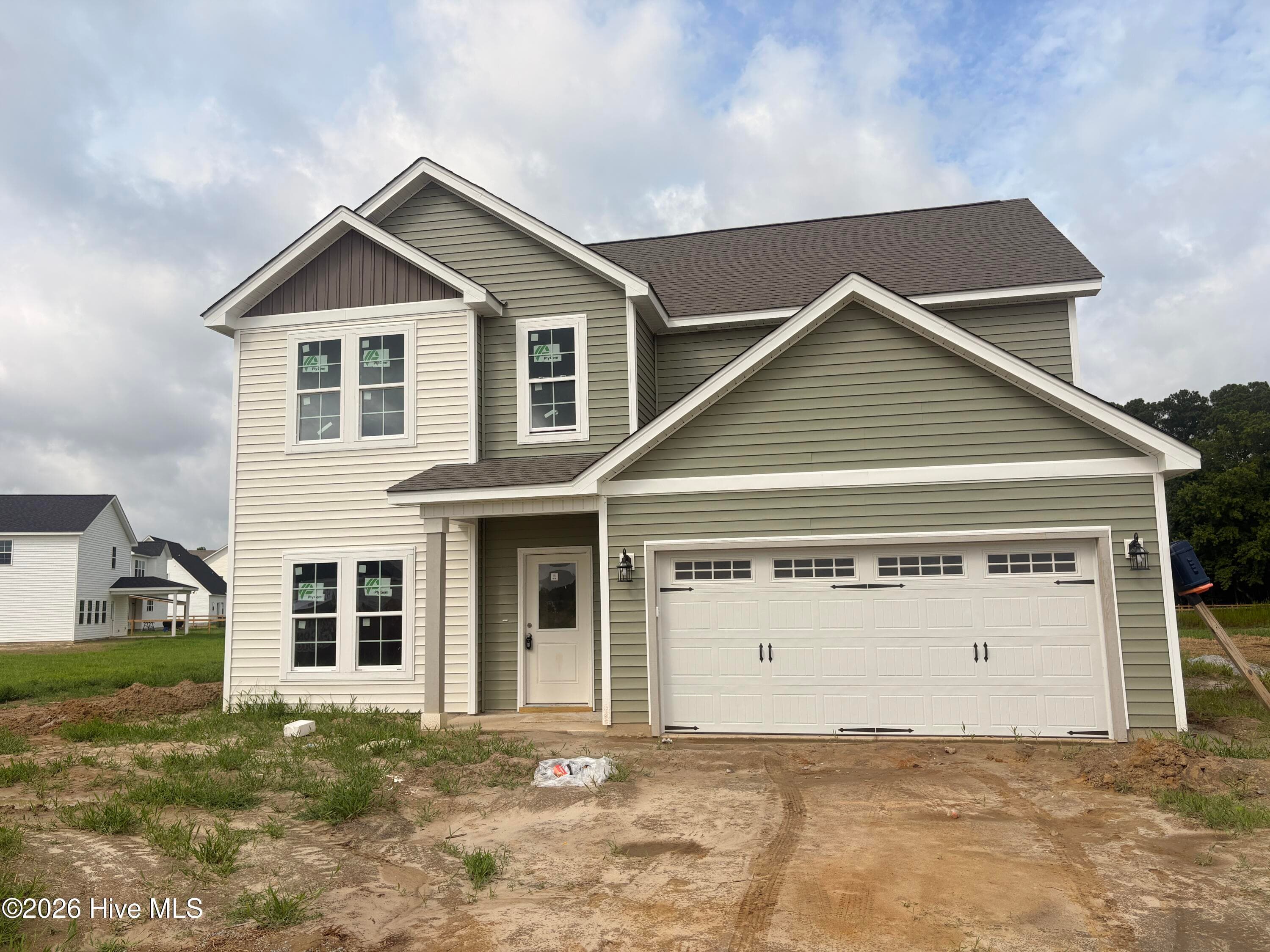 Front of 775 Aria Lane, Hubert, NC 28539