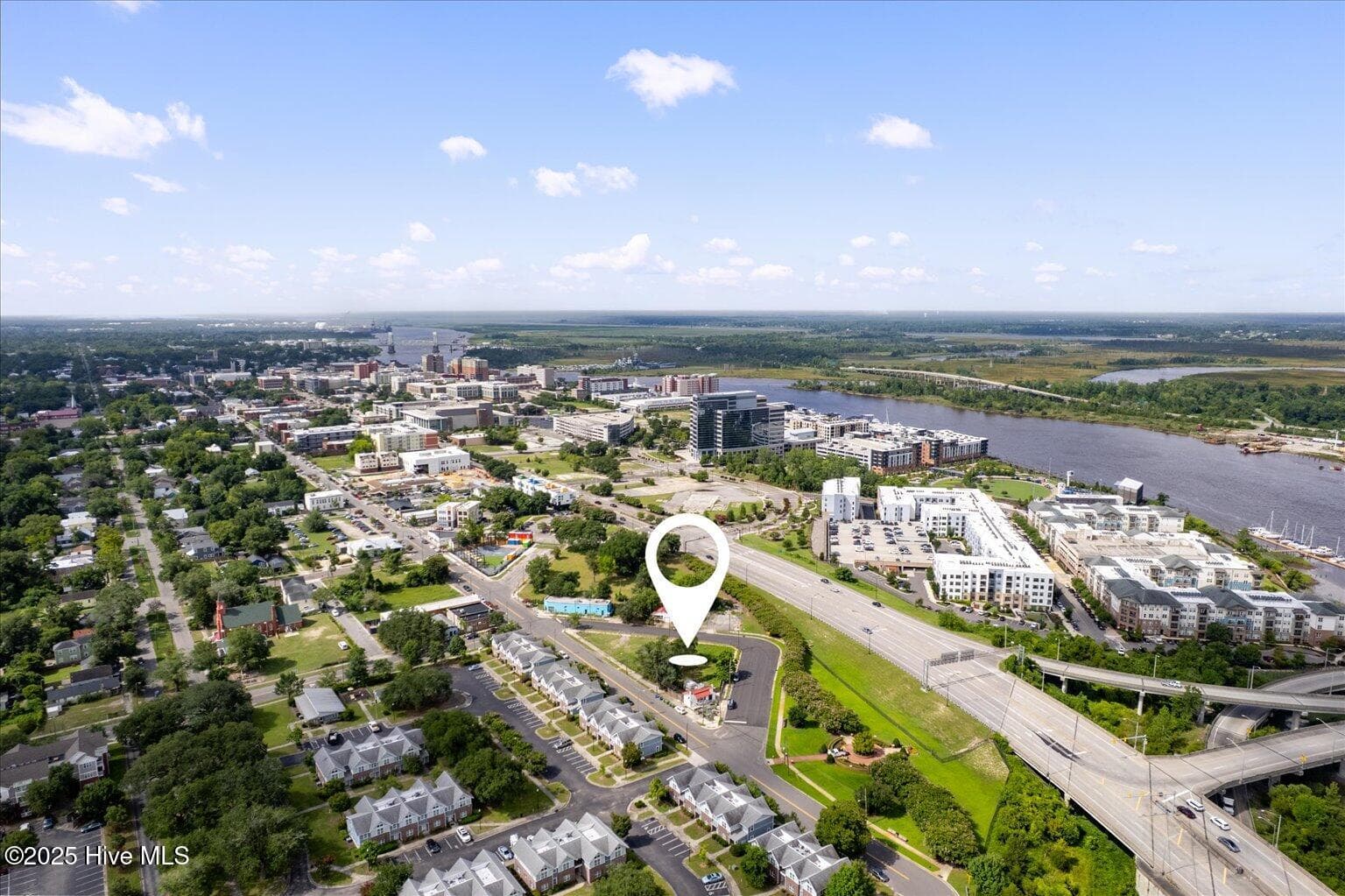 Front of 1211 N 4th Street, Wilmington, NC 28401
