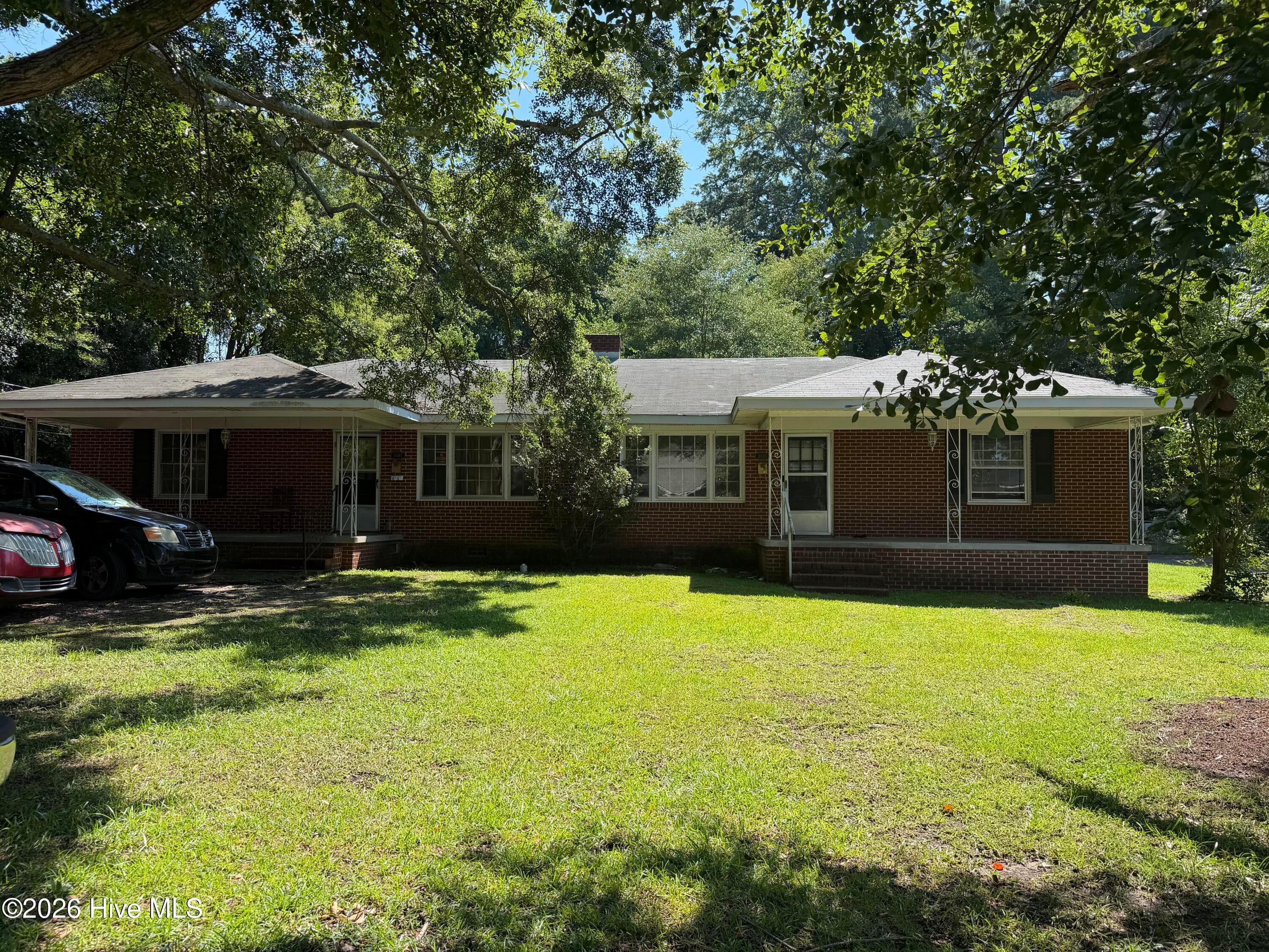 Front of 1005 Catherine Avenue, Kinston, NC 28504