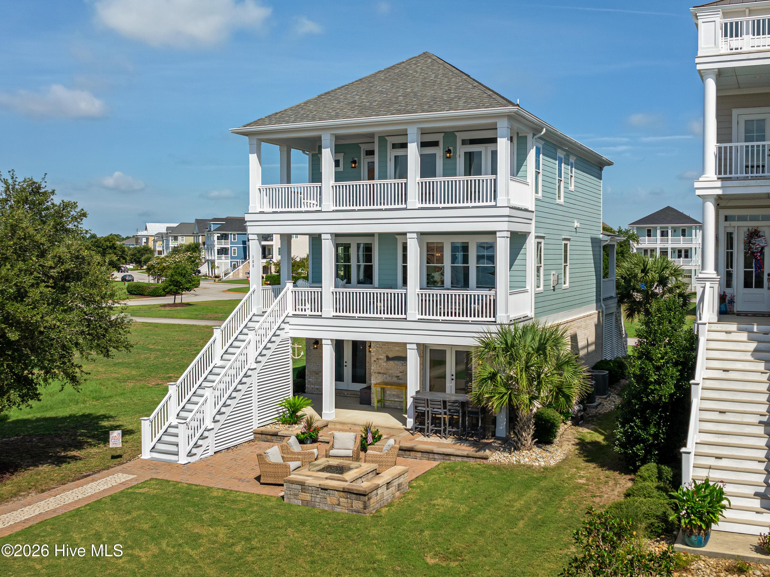 Front of 108 Hollings Court, Newport, NC 28570