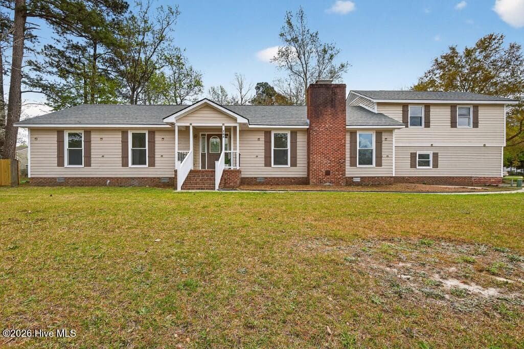 Front of 204 Sweetbriar Lane, Havelock, NC 28532