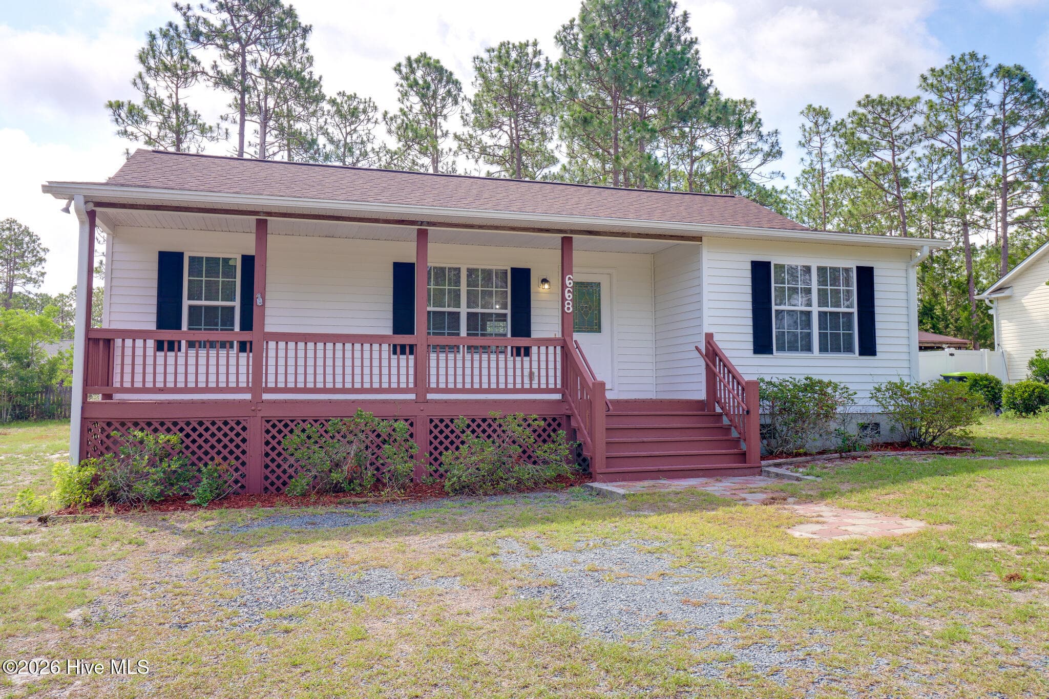 Front of 668 Westwood Road, Southport, NC 28461