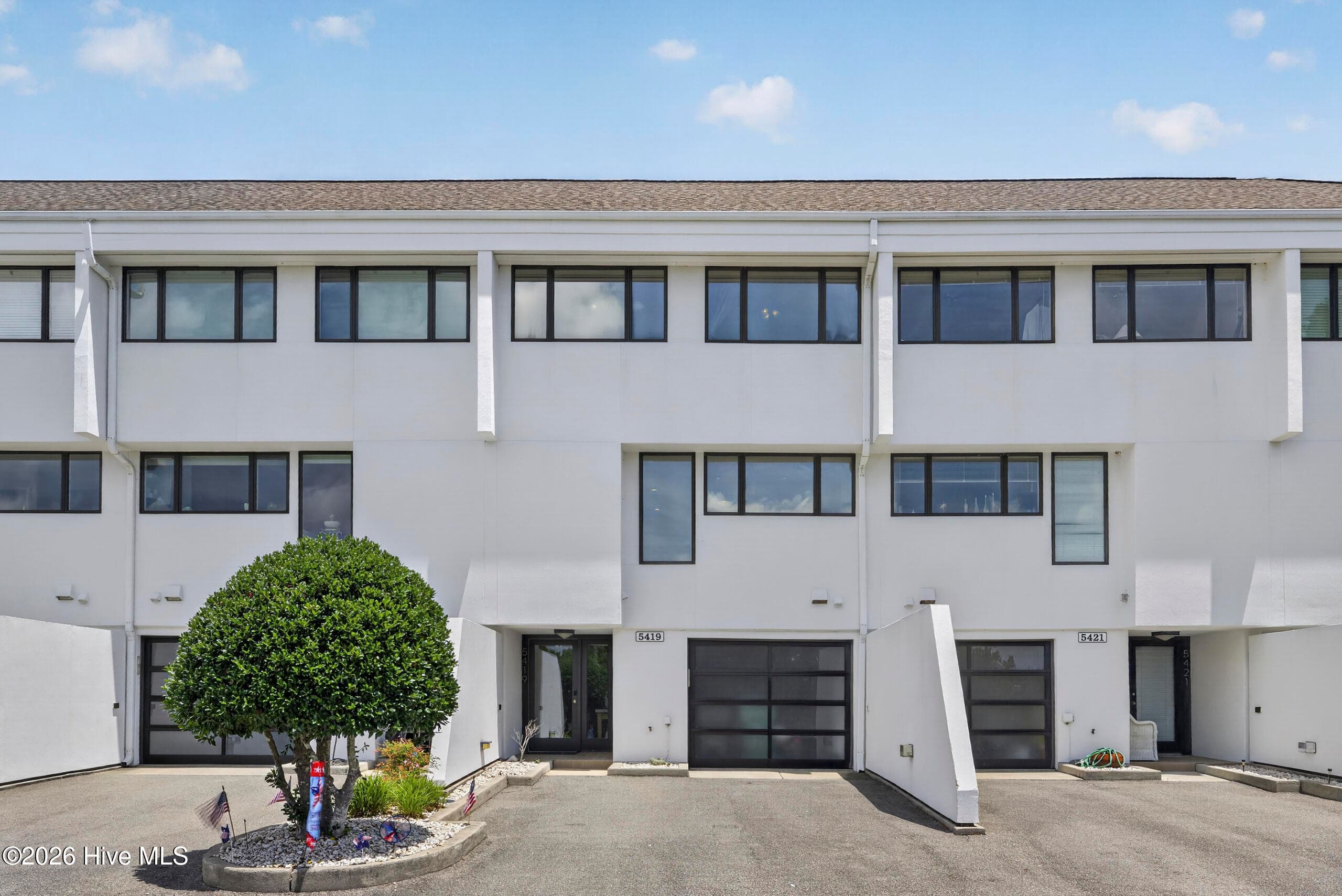Front of 5419 Marina Club Drive, Wilmington, NC 28409