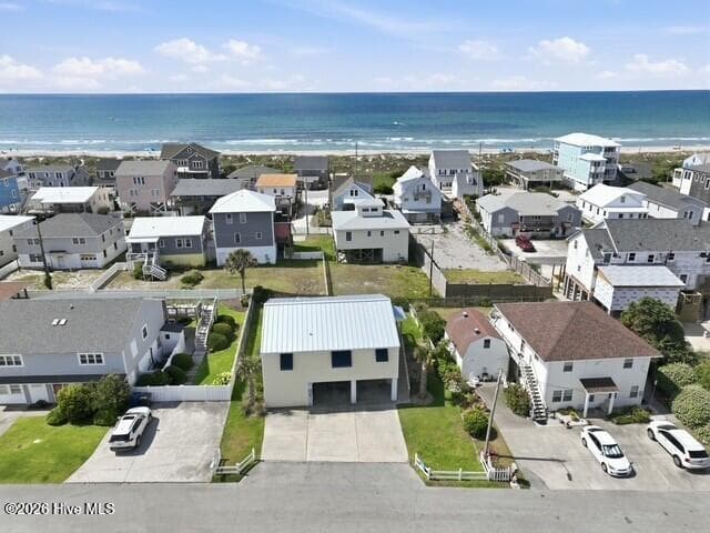 Front of 102 W Dobbs Street, Atlantic Beach, NC 28512