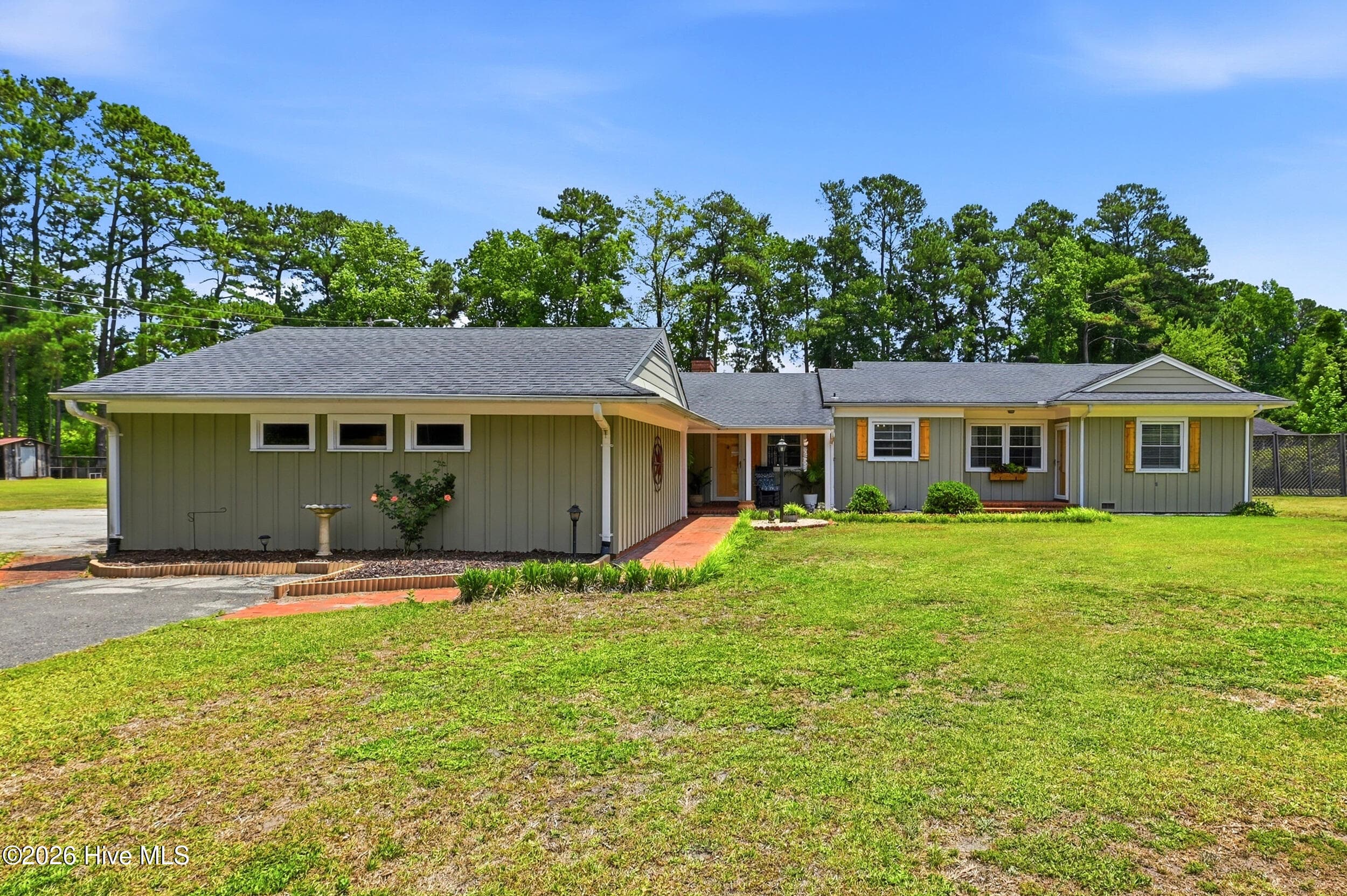 Front of 5237 Bell Williams Road, Currie, NC 28435
