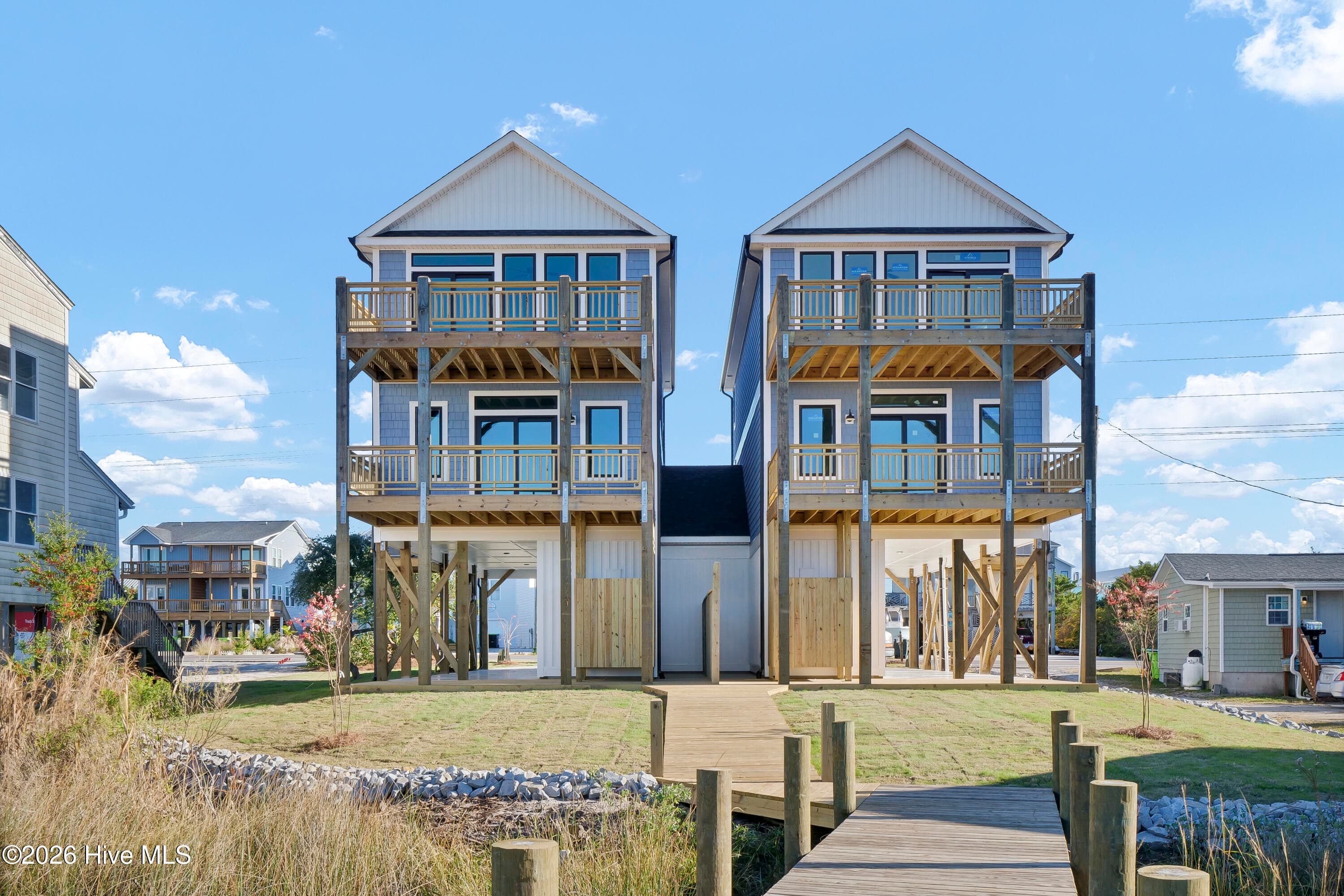 Exterior of 705 S Topsail Drive B, Surf City, NC 28445