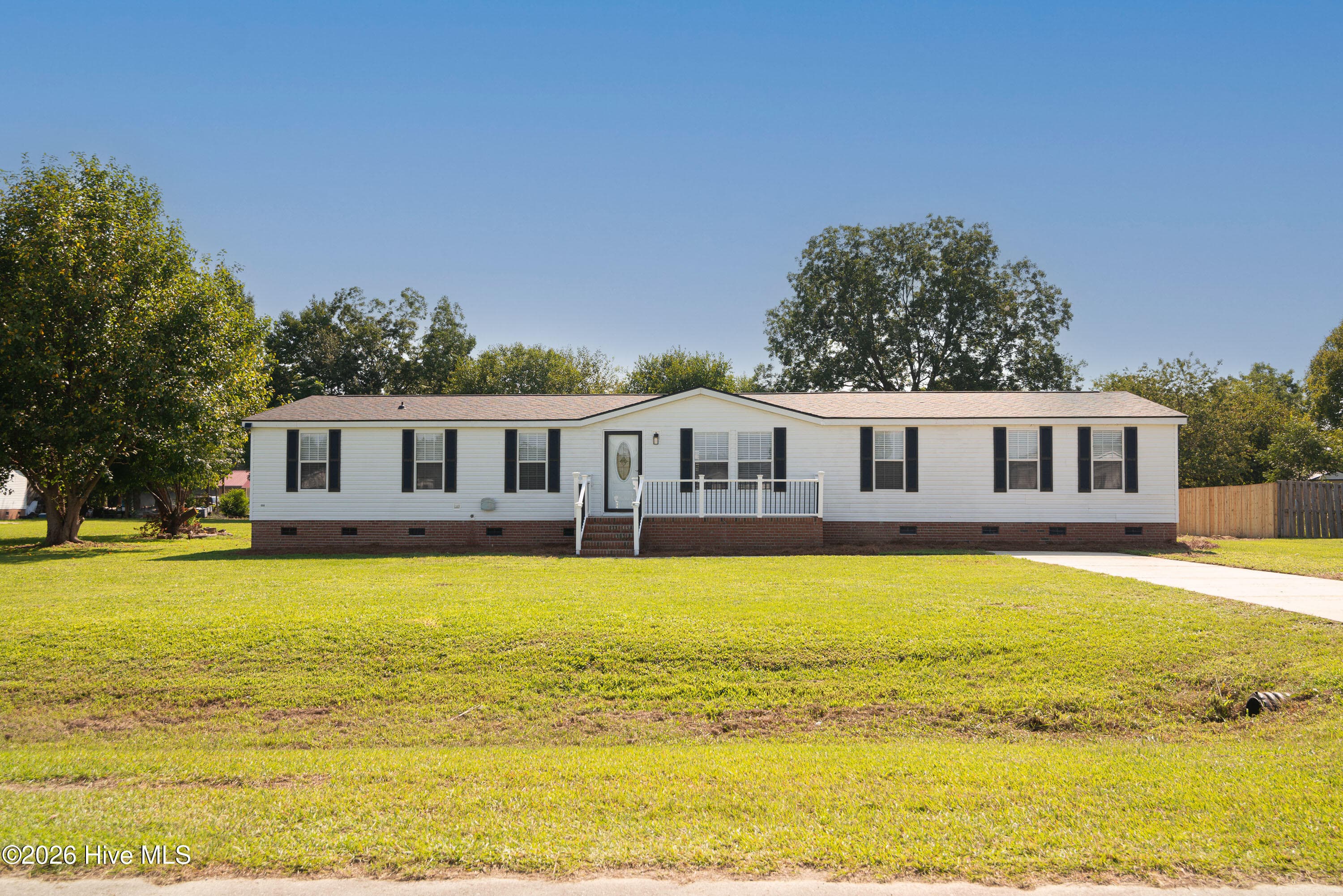 Front of 108 Wildcat Court, Richlands, NC 28574