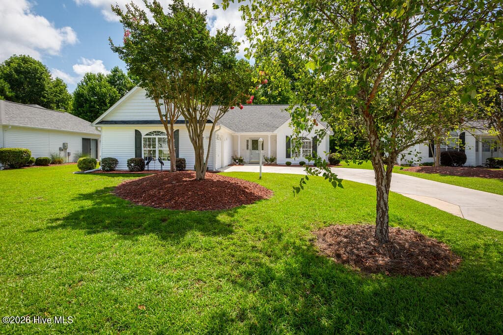 Front of 202 Morningstar N, Swansboro, NC 28584