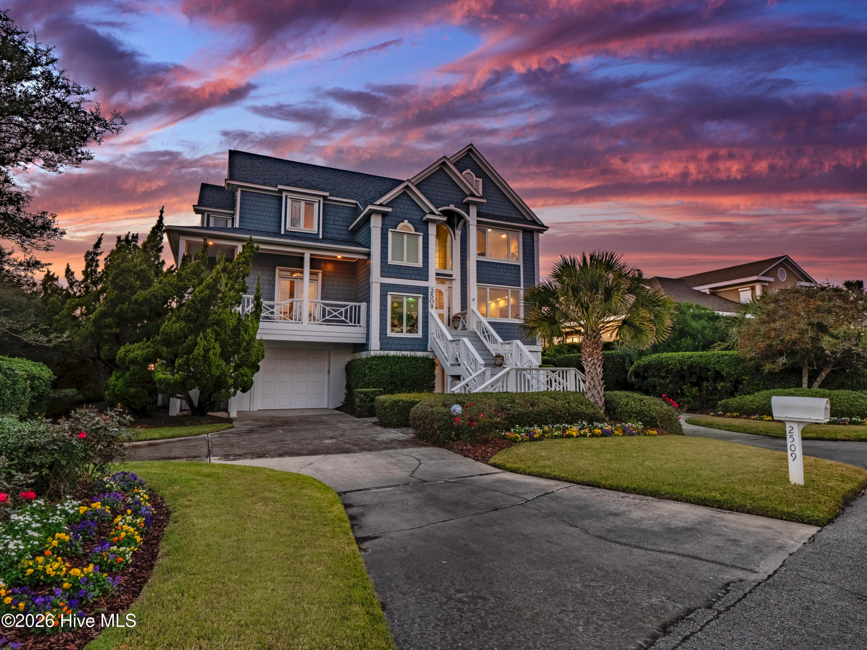 Front of 2509 N Lumina Avenue N, Wrightsville Beach, NC 28480