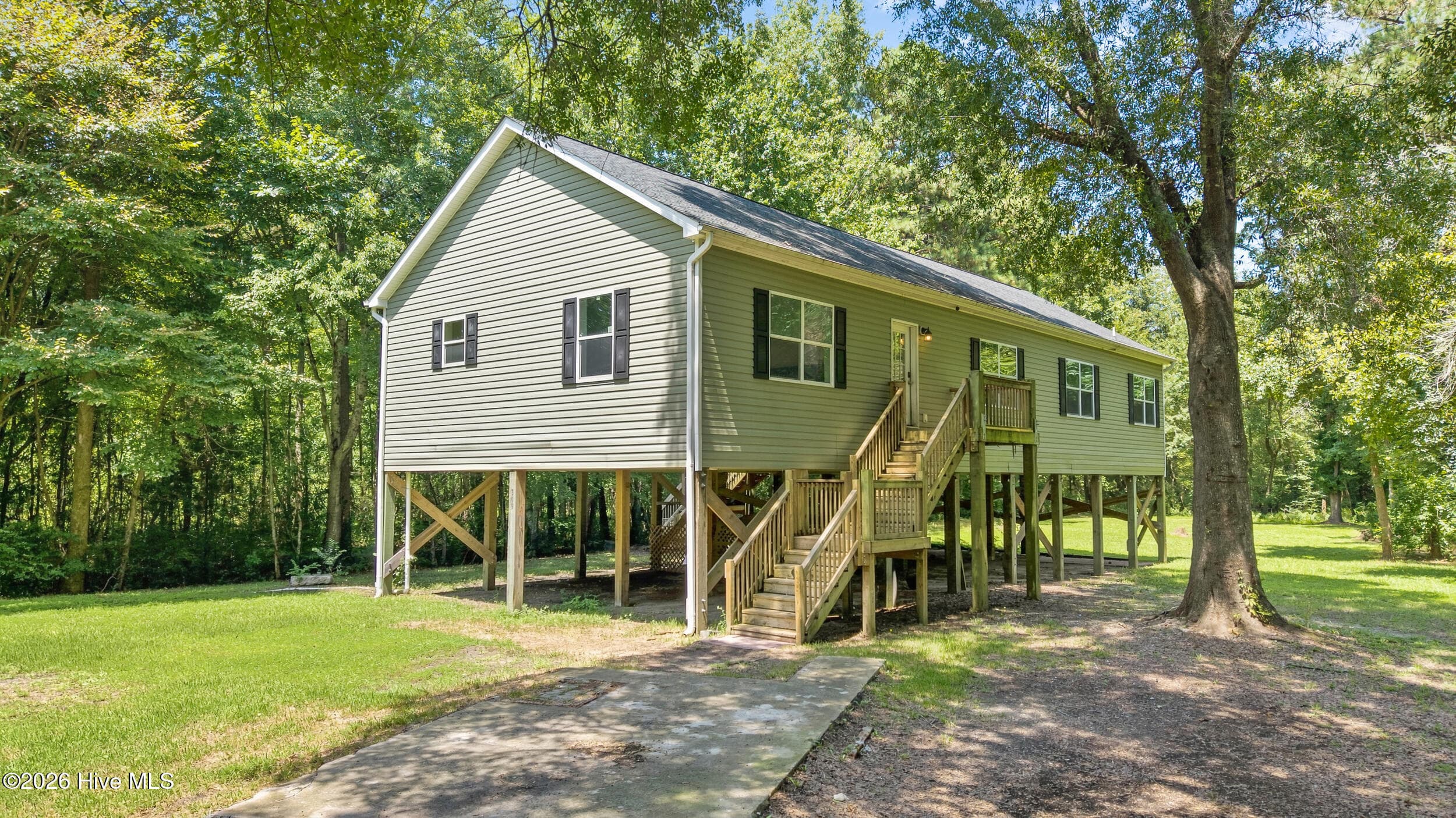 Front of 309 Burgaw Creek Loop Road, Burgaw, NC 28425