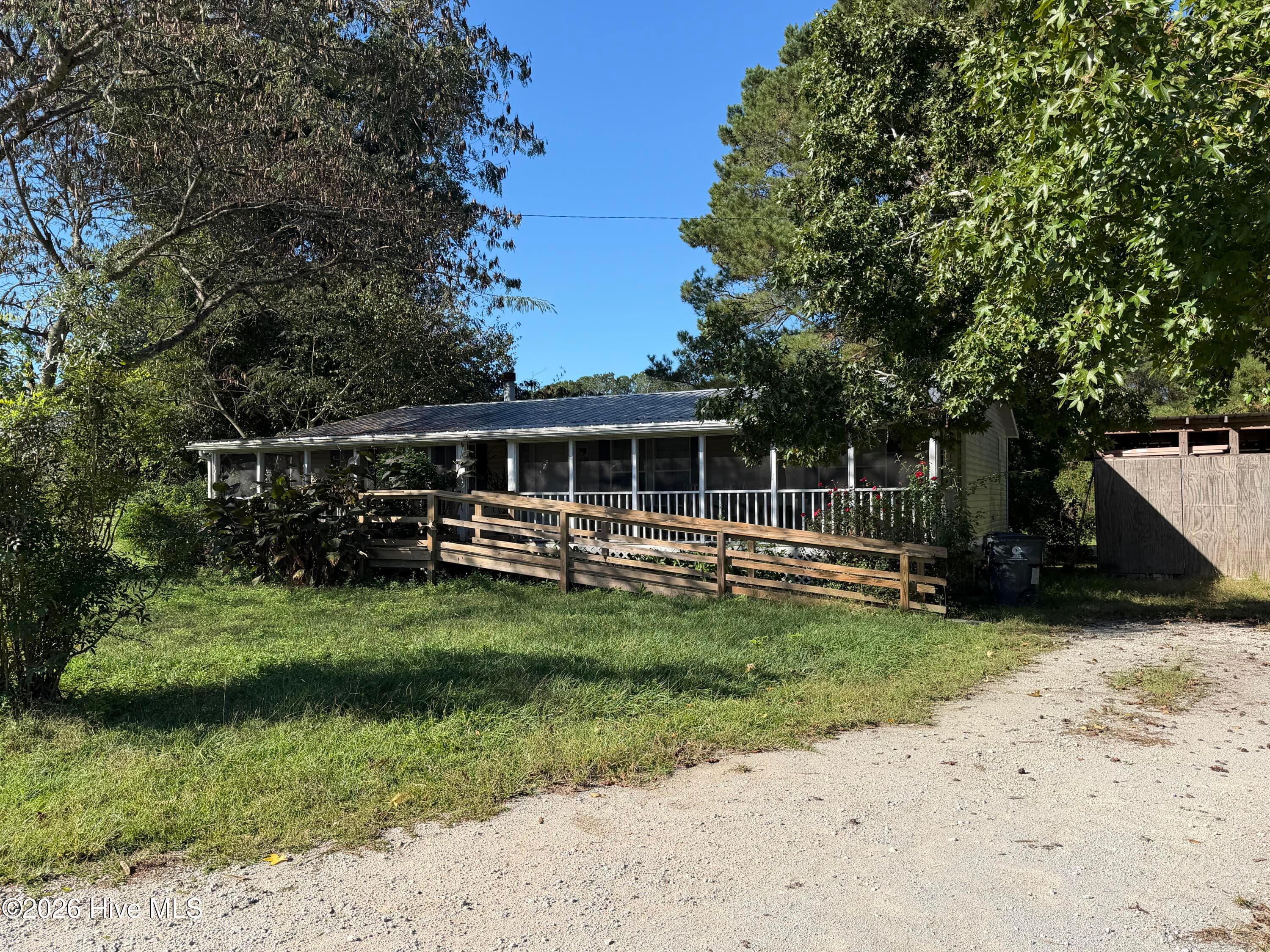 Exterior of 1110 Hewett Road SW