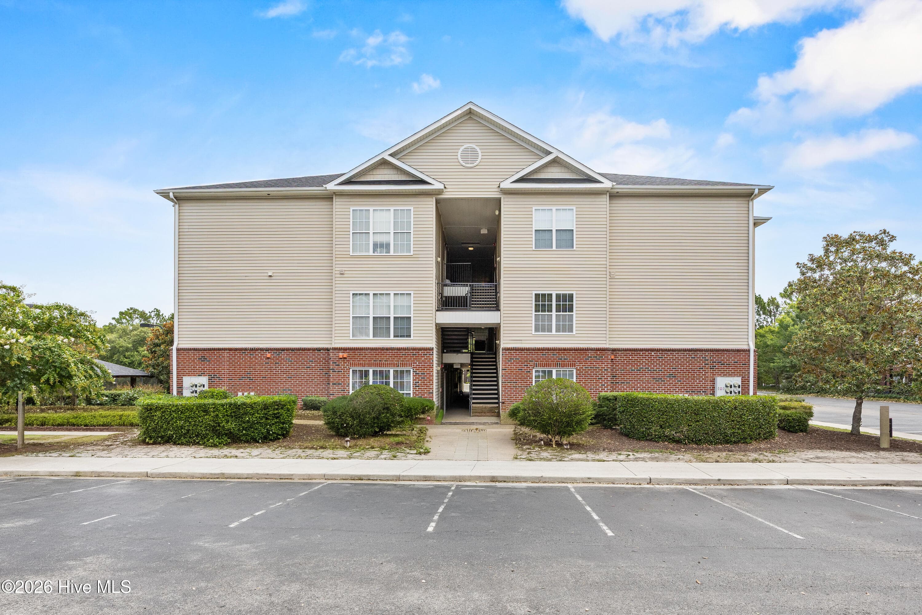 Exterior of 2827 Bloomfield Lane Unit 106, Wilmington, NC 28412