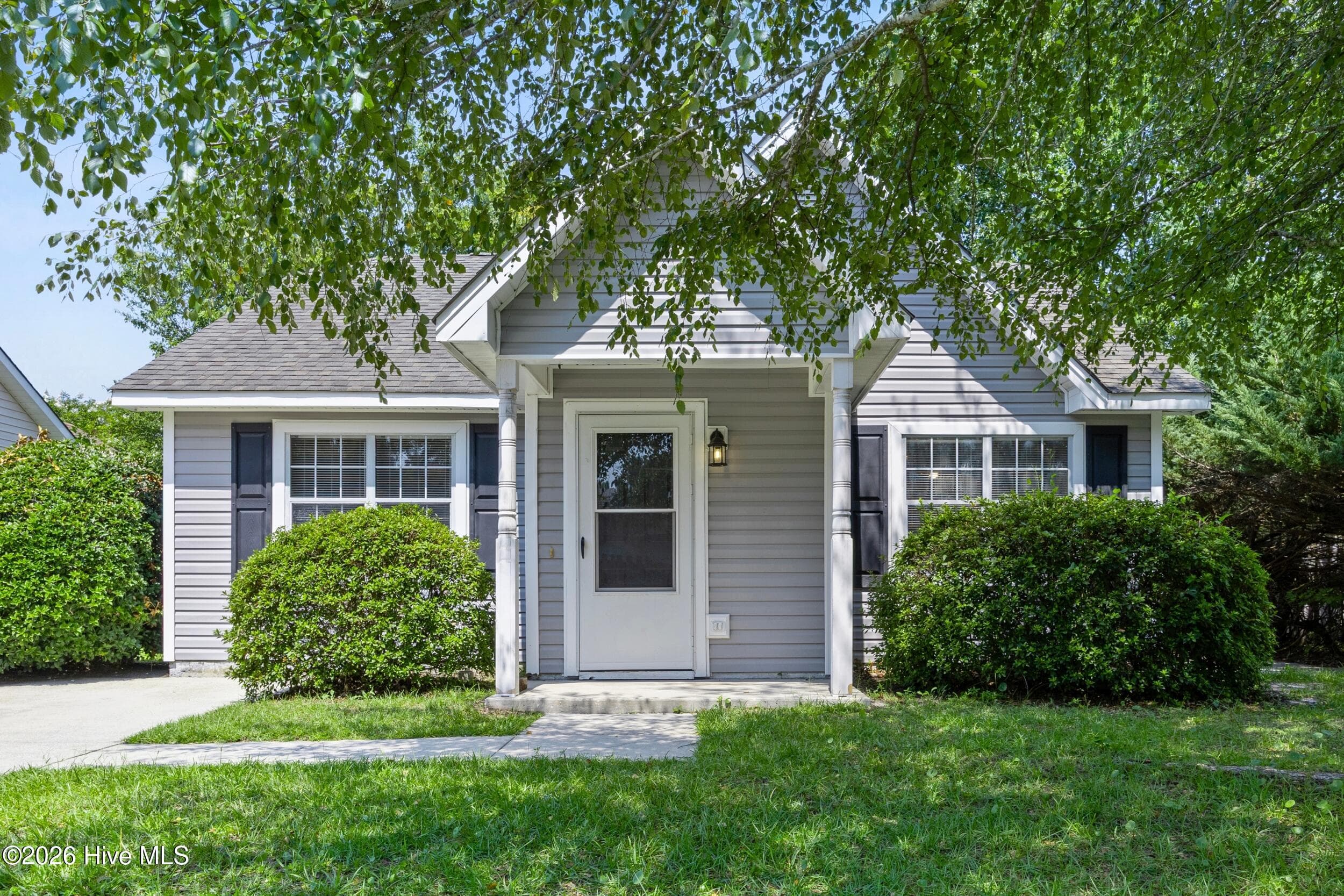 Front of 3802 Antelope Trail, Wilmington, NC 28409