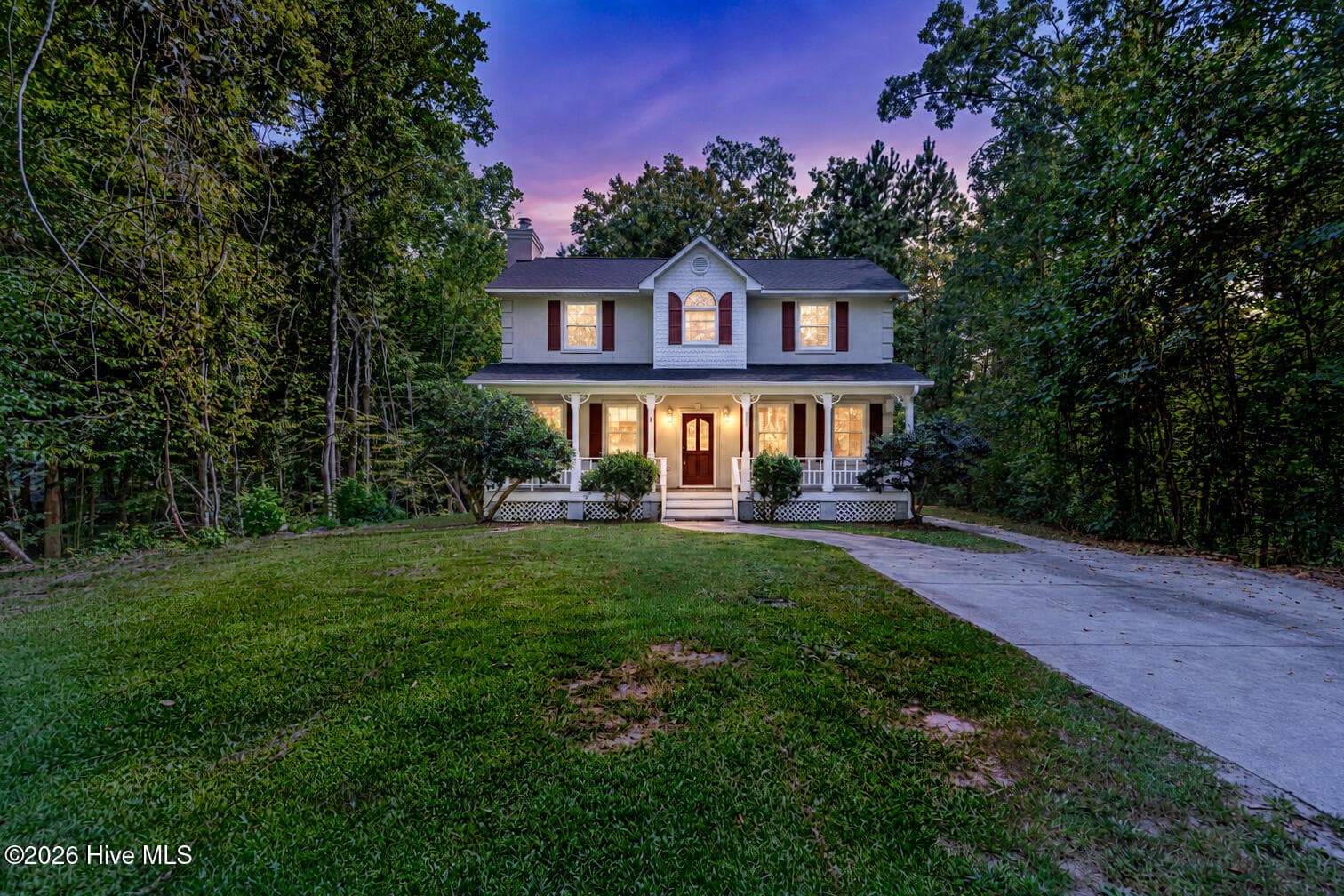 Front of 289 Blue Top Road, Jacksonville, NC 28540