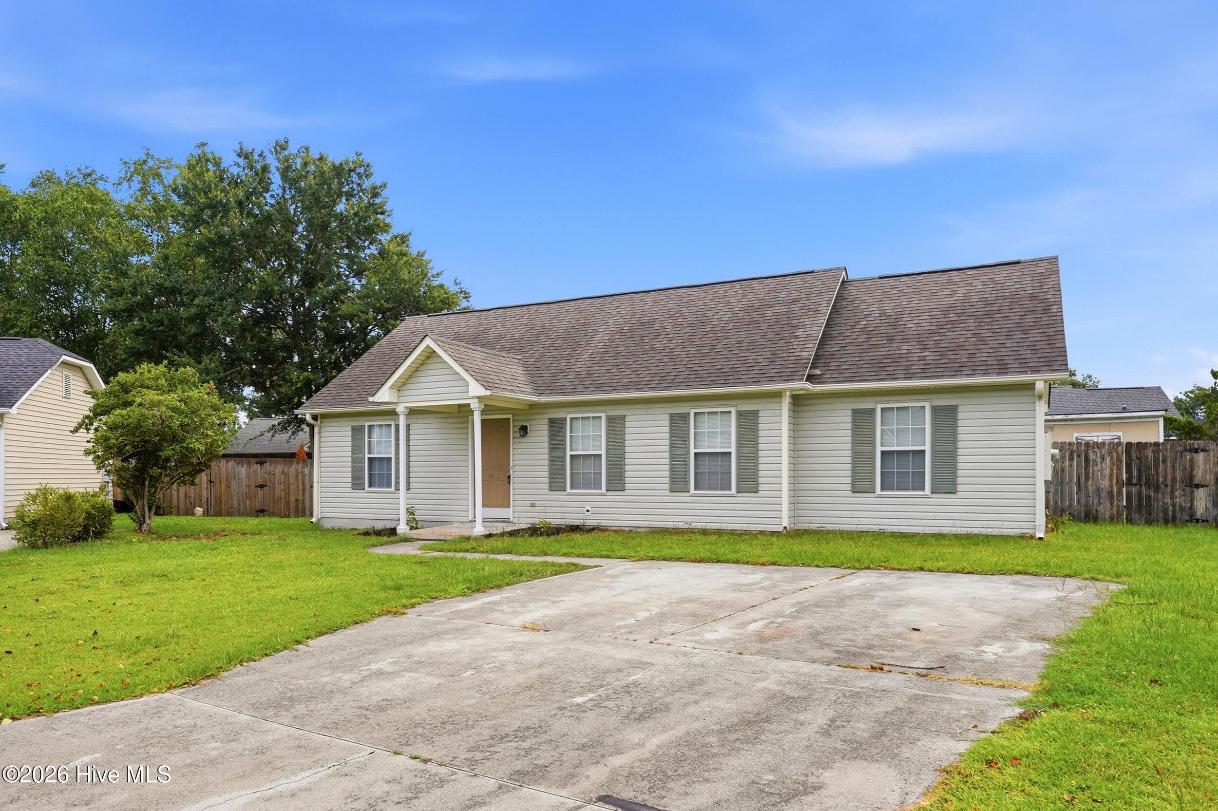 Exterior of 706 Nut Bush Court, Wilmington, NC 28411