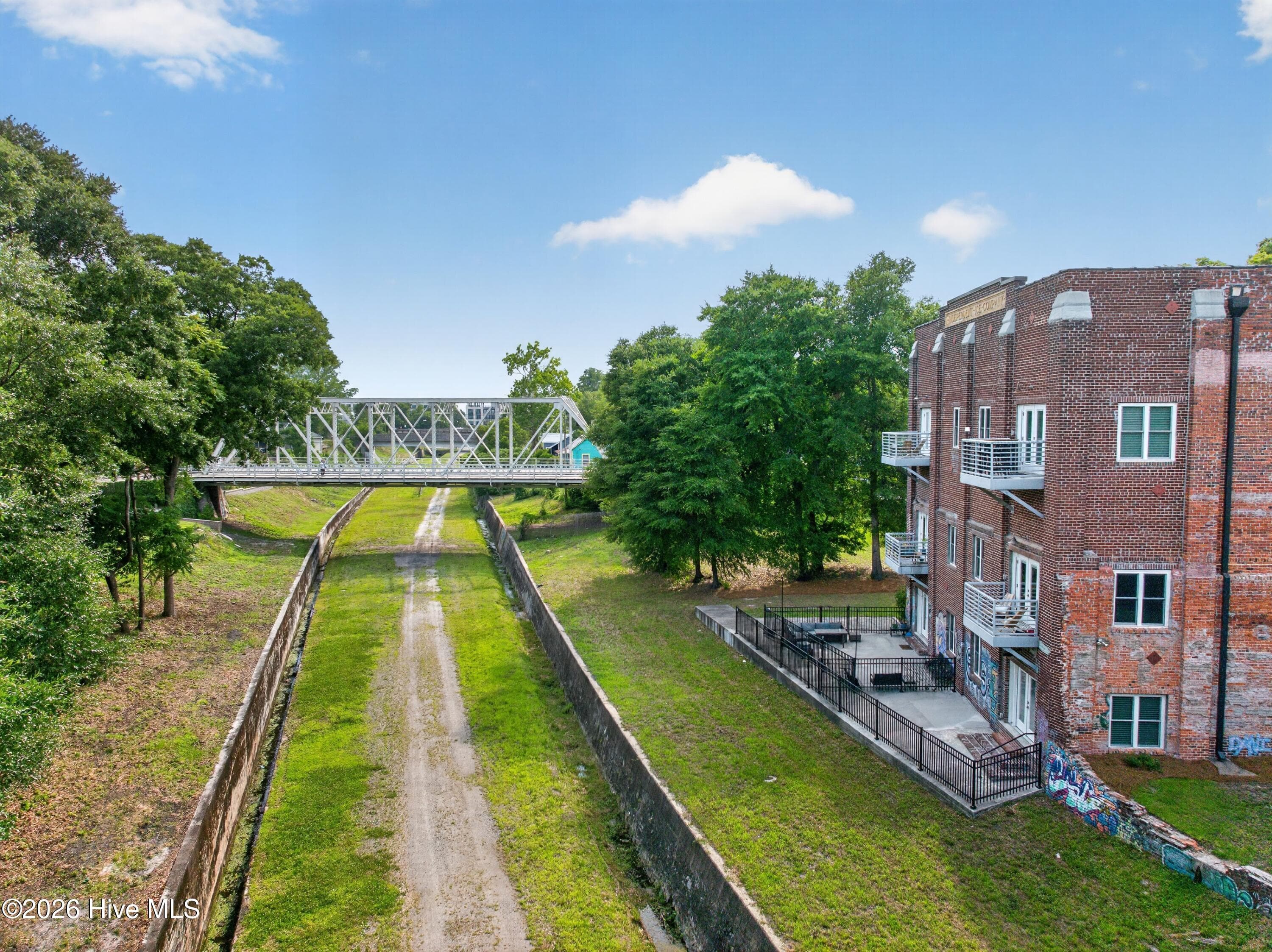 Front of 614 Peacock Lane Apt 1, Wilmington, NC 28401