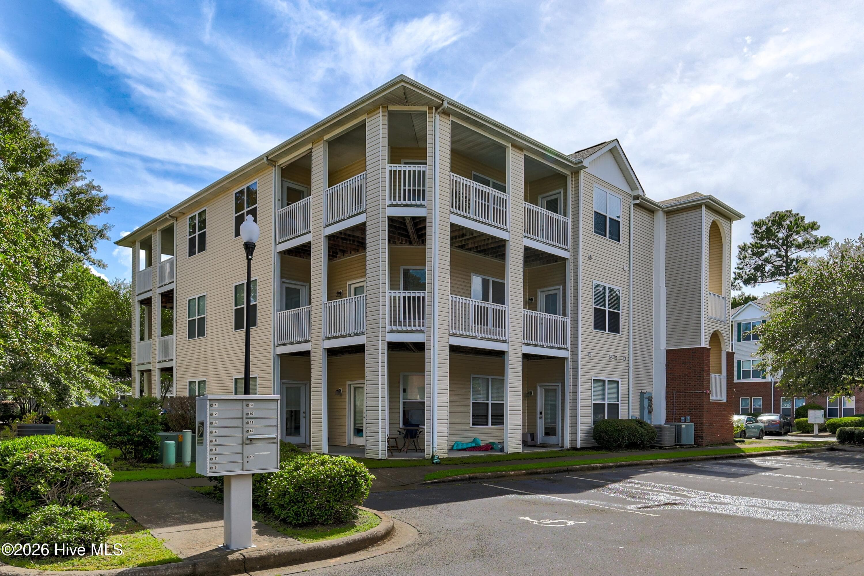 Front of 700 Indica Court Apt 201, Wilmington, NC 28405