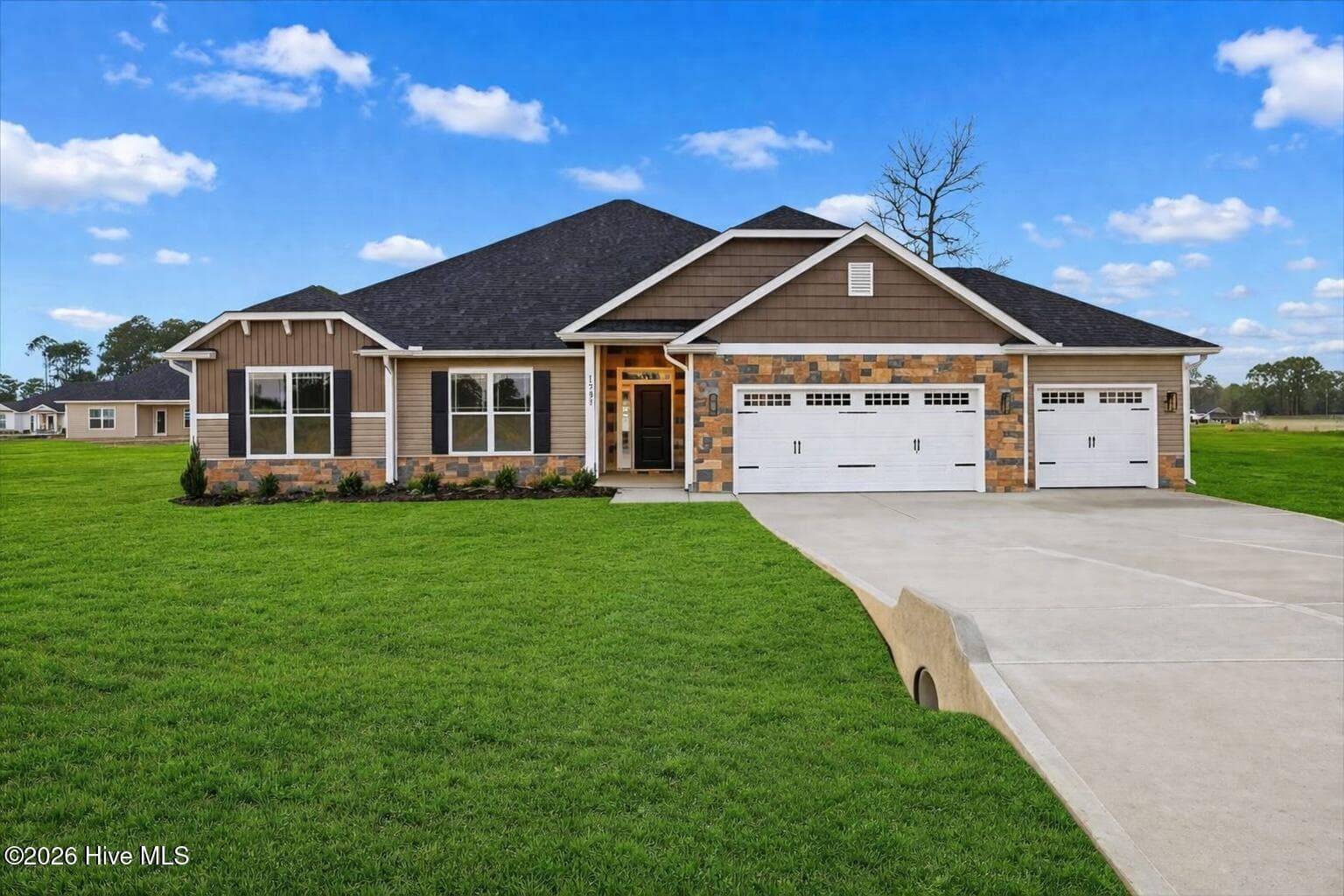 Front of 107 Brighton Street, La Grange, NC 28551