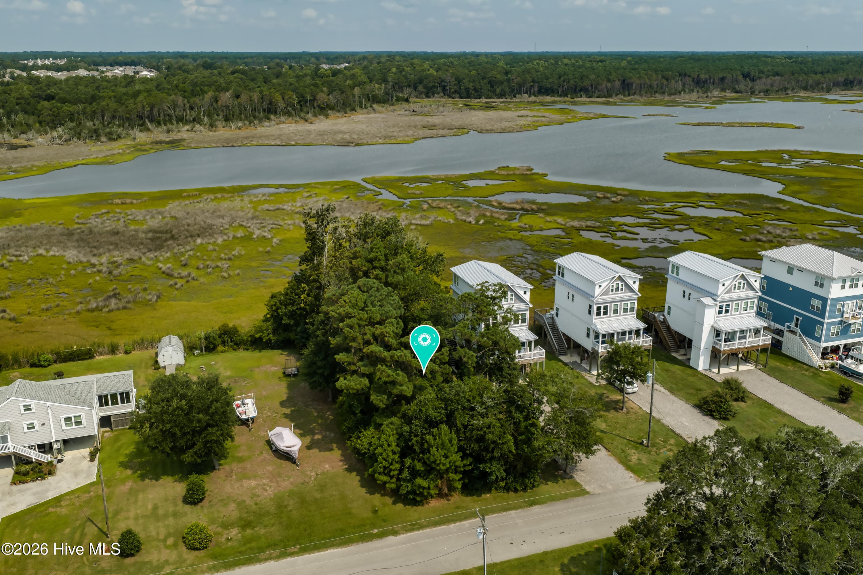 Exterior of L88 Atkinson Point Road, Surf City, NC 28445