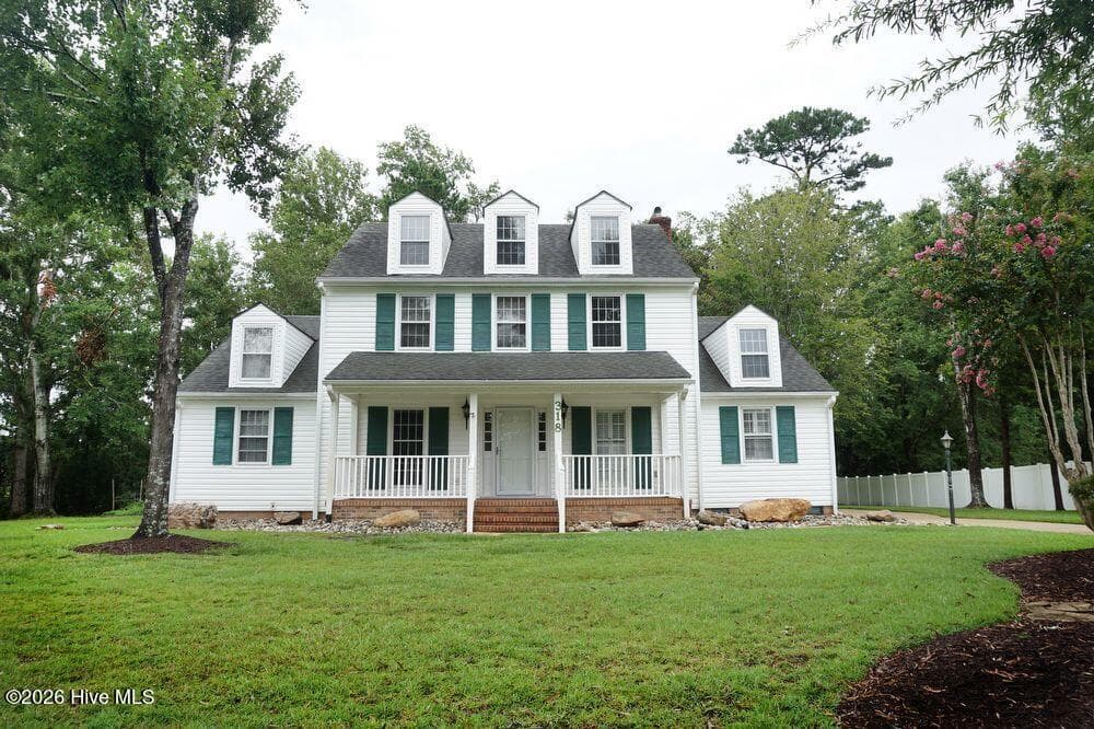 Front of 318 Foxhall Court, Wilmington, NC 28412