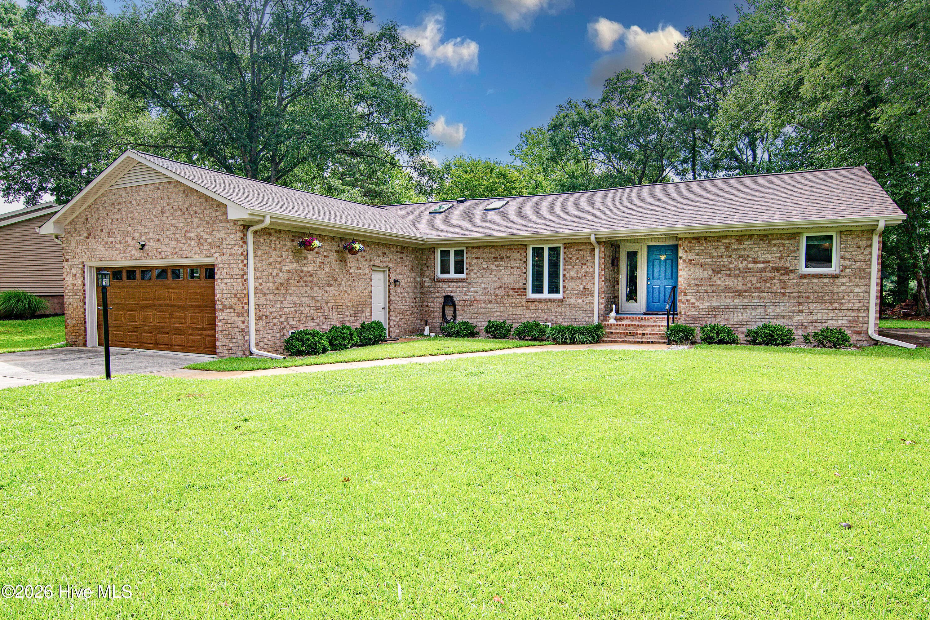 Front of 903 Plantation Drive, New Bern, NC 28562