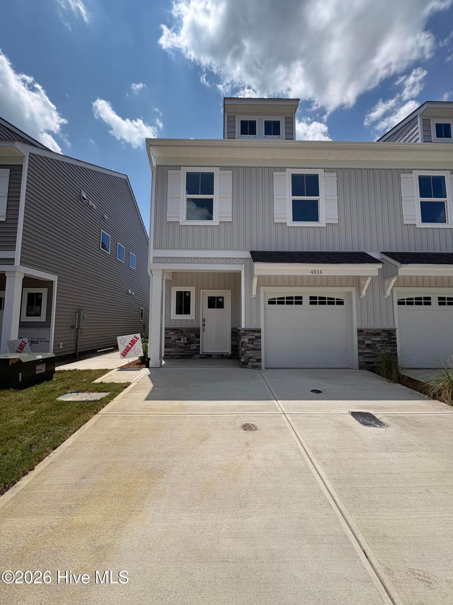 Front of 4614 Sweet Jasmine Run, Wilmington, NC 28412