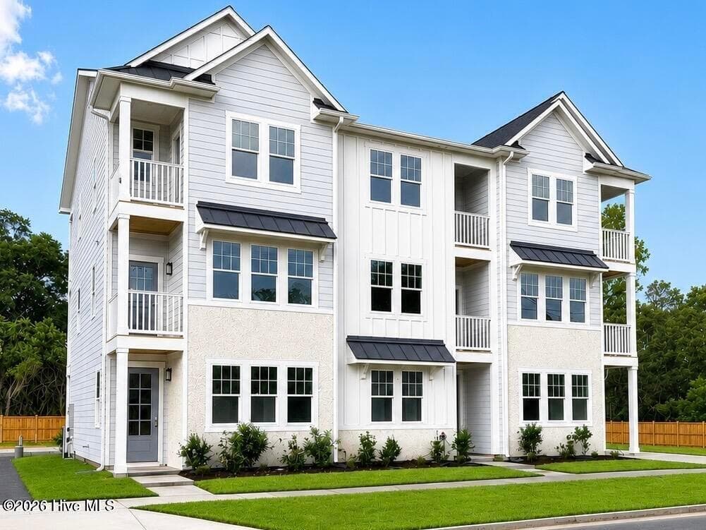 Front of 516 Mcrae Street 103, Wilmington, NC 28401