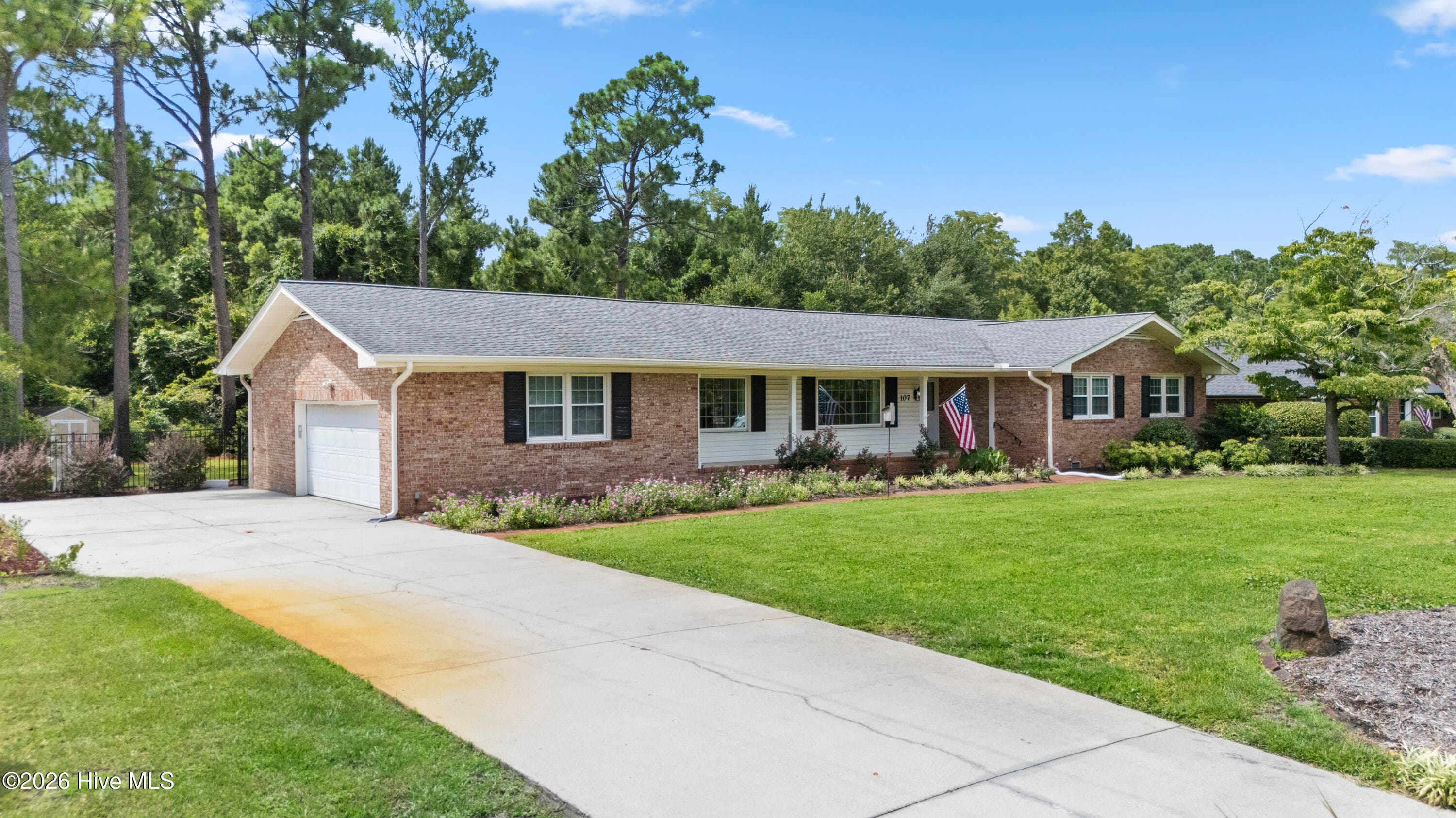 Front of 107 Brookshire Lane, Wilmington, NC 28409
