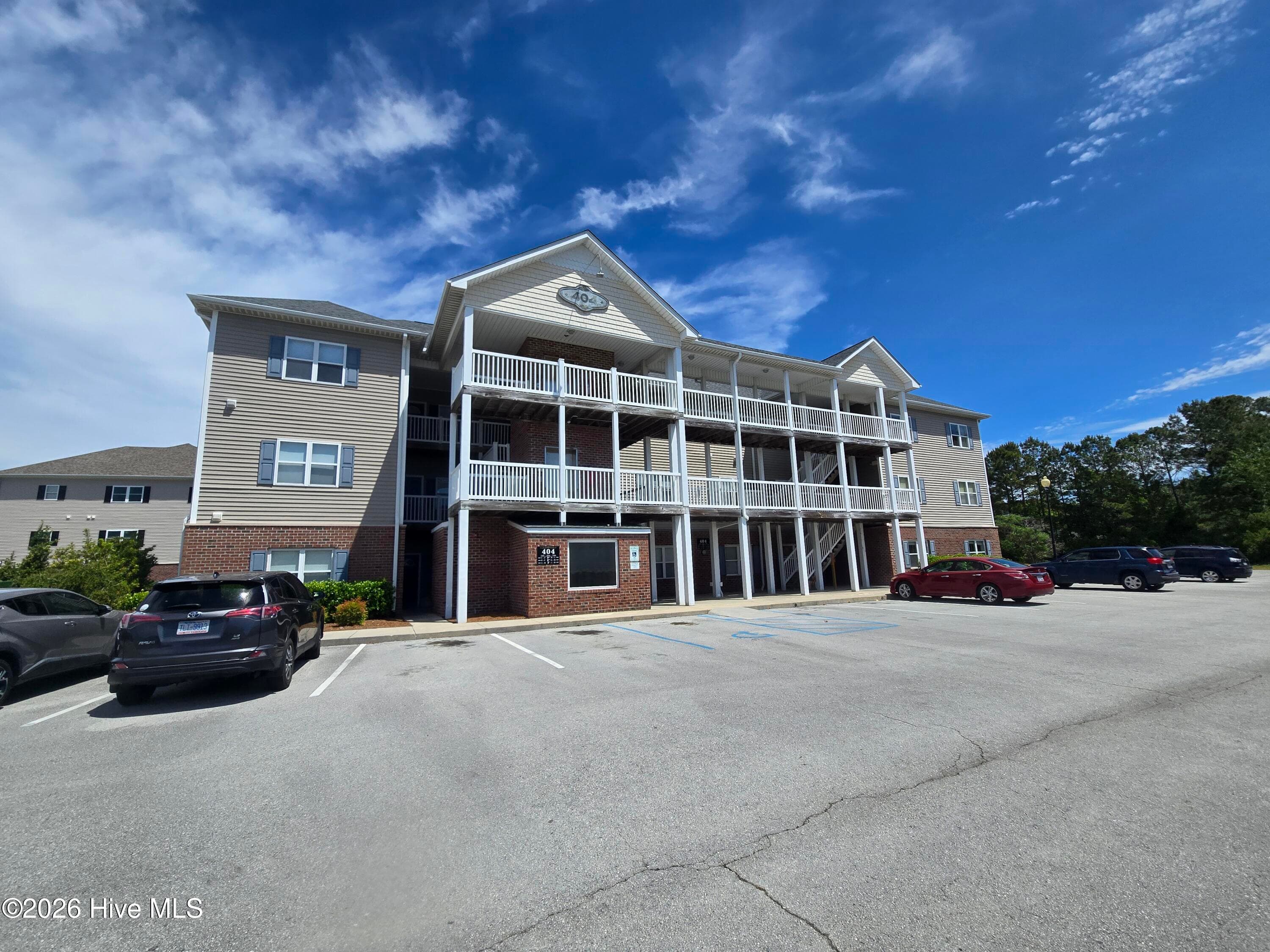 Exterior of 404 Penny Lane D, Morehead City, NC 28557