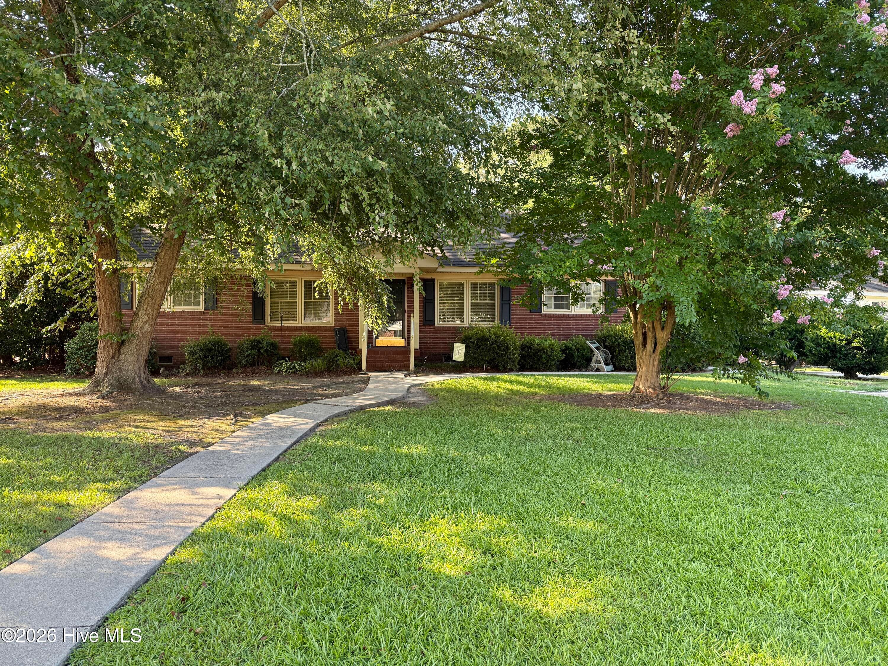Front of 1202 Ruffin Terrace, Kinston, NC 28504