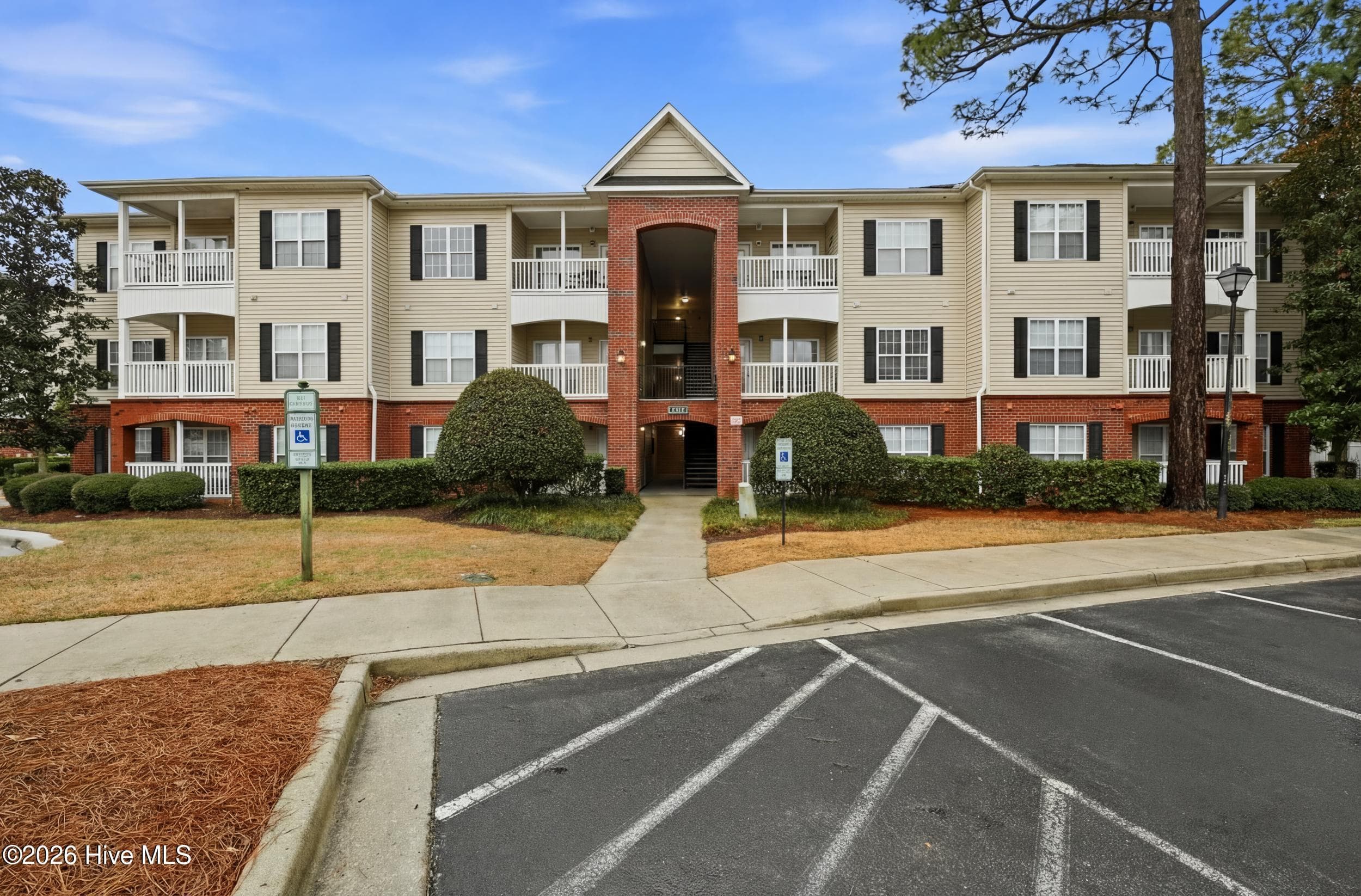 Exterior of 1500 Cadfel Court Unit 302, Wilmington, NC 28412