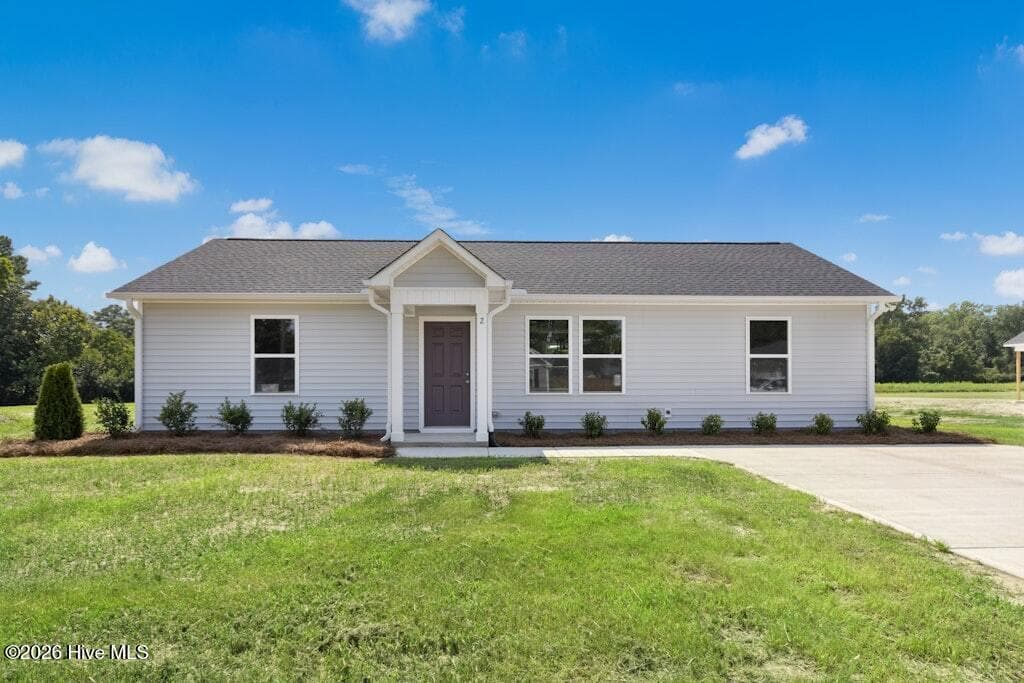Front of 219 Rae Street, Warsaw, NC 28398