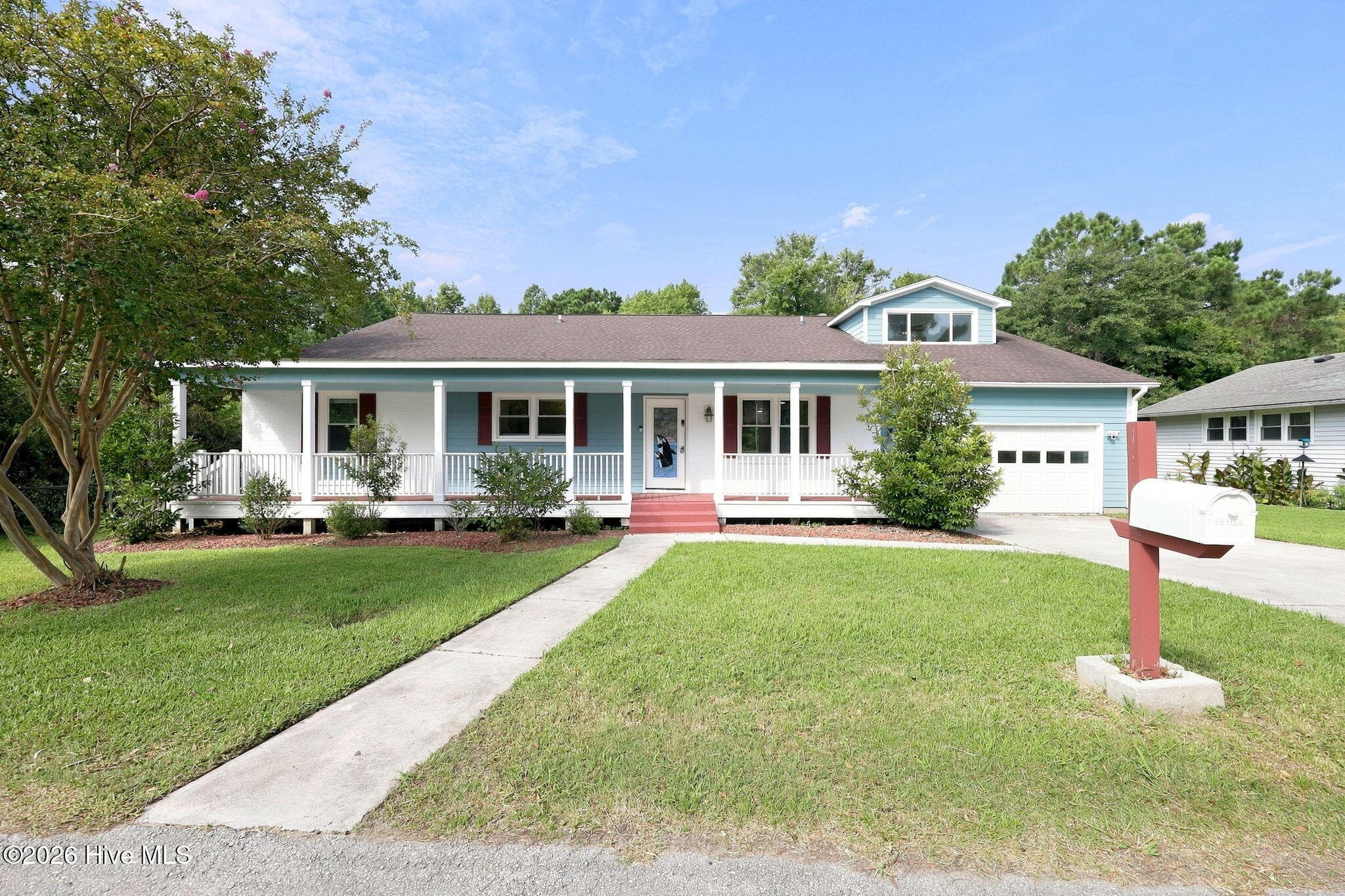 Front of 639 W Shore Drive, Swansboro, NC 28584