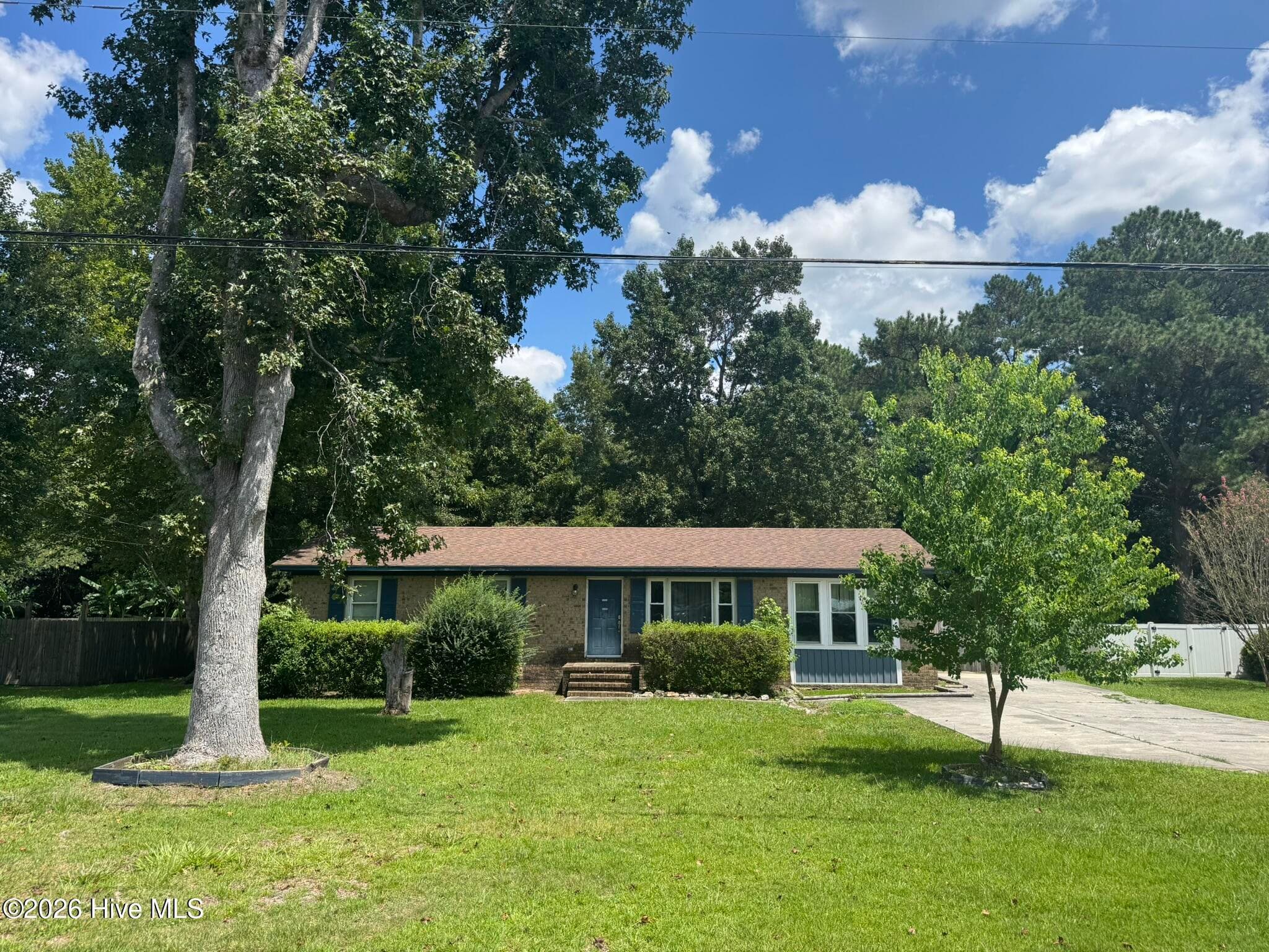Front of 1406 Onslow Pines Road, Jacksonville, NC 28540