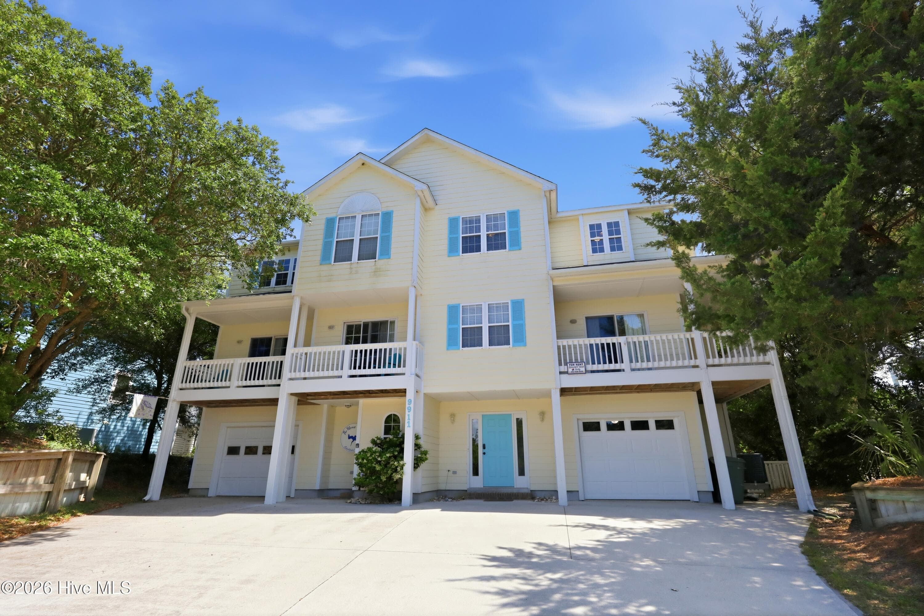 Front of 9911 Chrissie Wright Court West, Emerald Isle, NC 28594