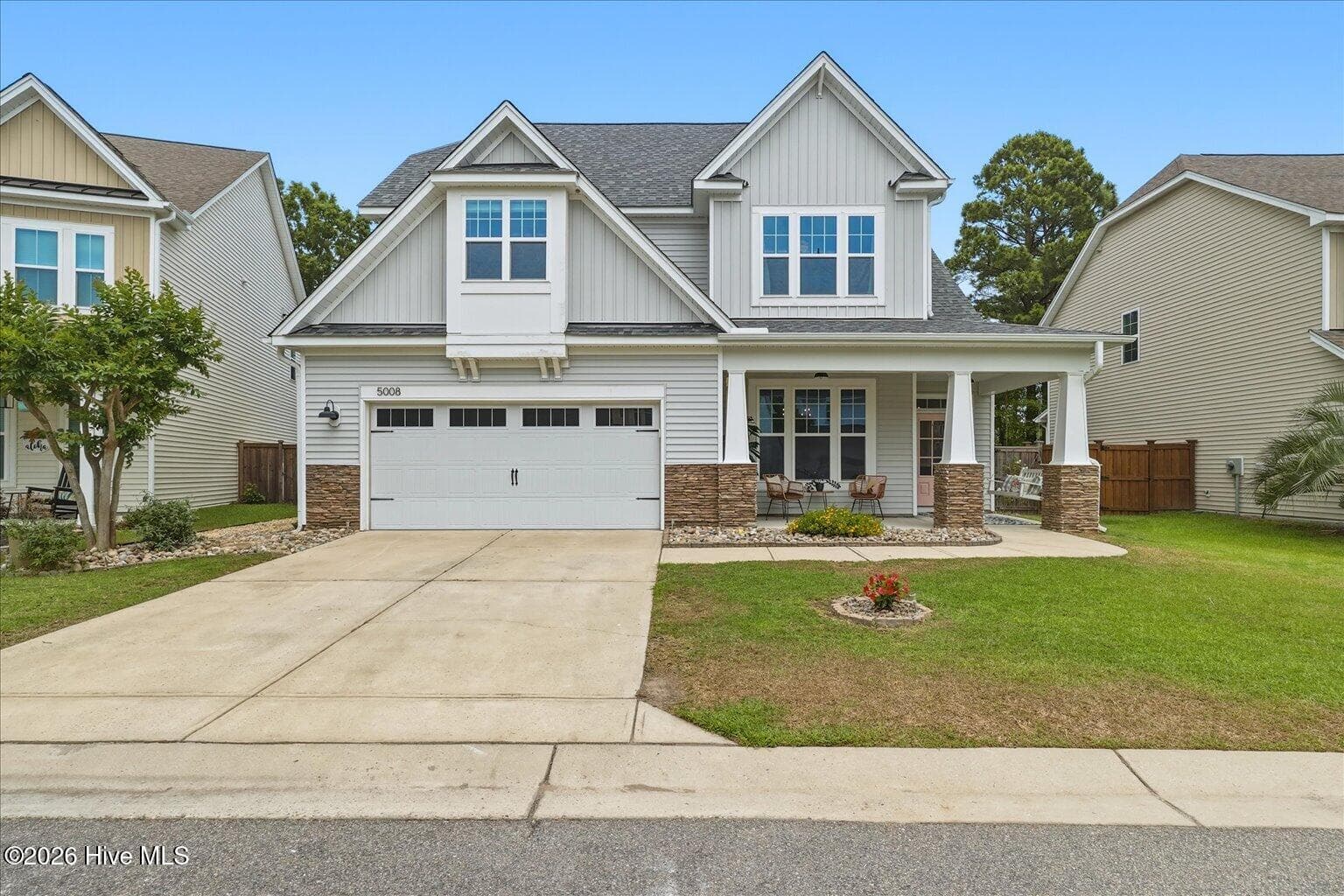 Front of 5008 Laurenbridge Lane, Wilmington, NC 28409