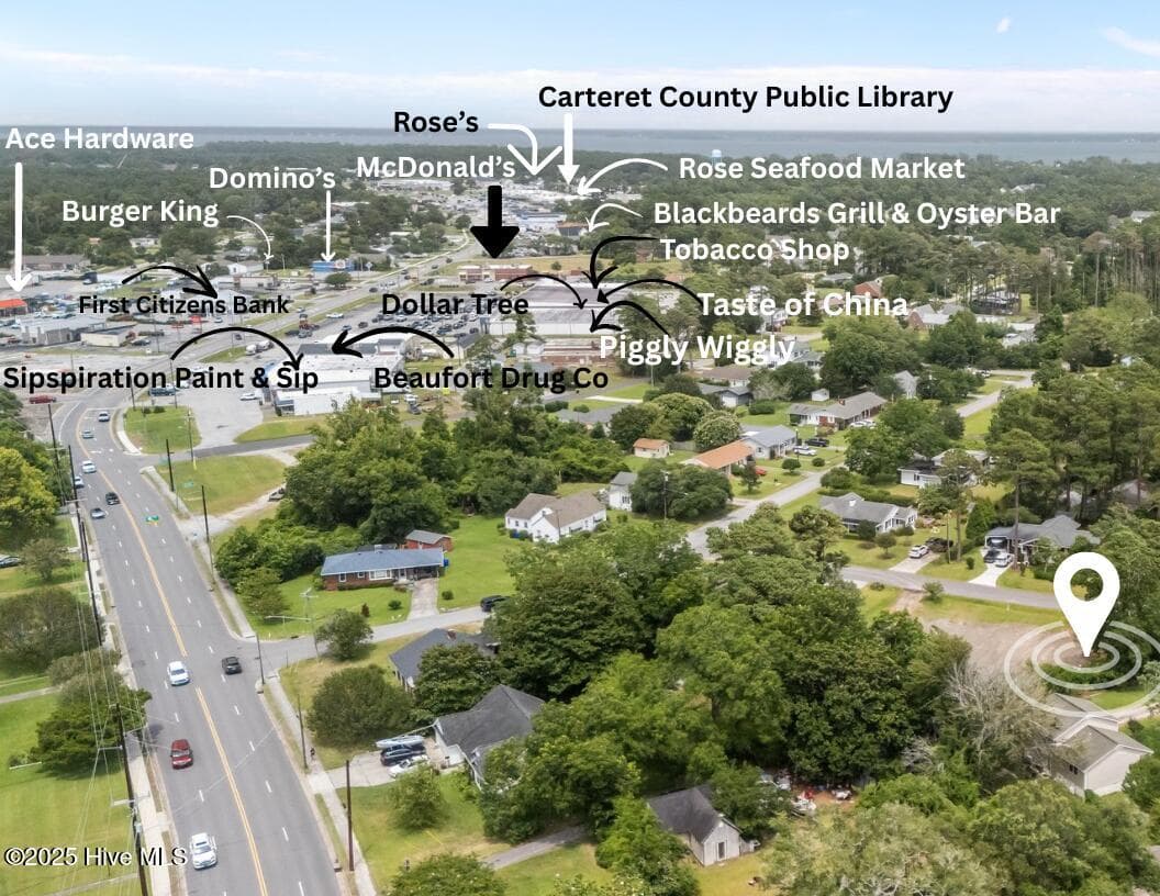 Front of 201 Sherwood Boulevard, Beaufort, NC 28516