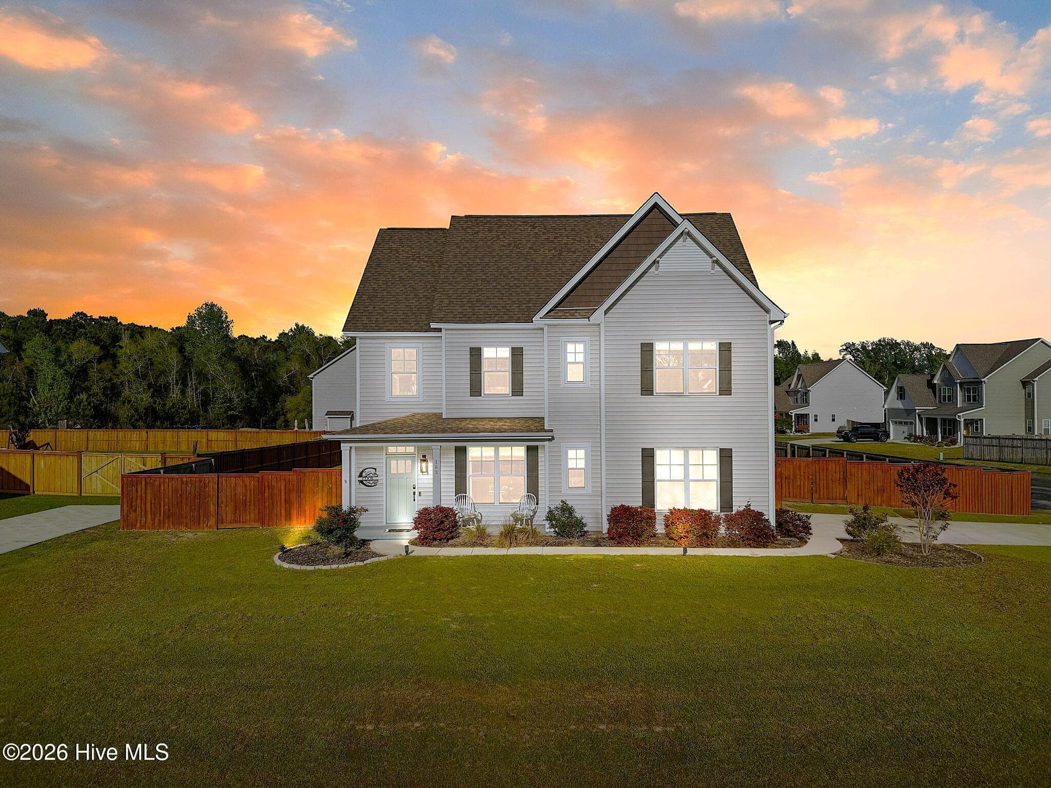 Exterior of 183 Grandview Drive, Hampstead, NC 28443