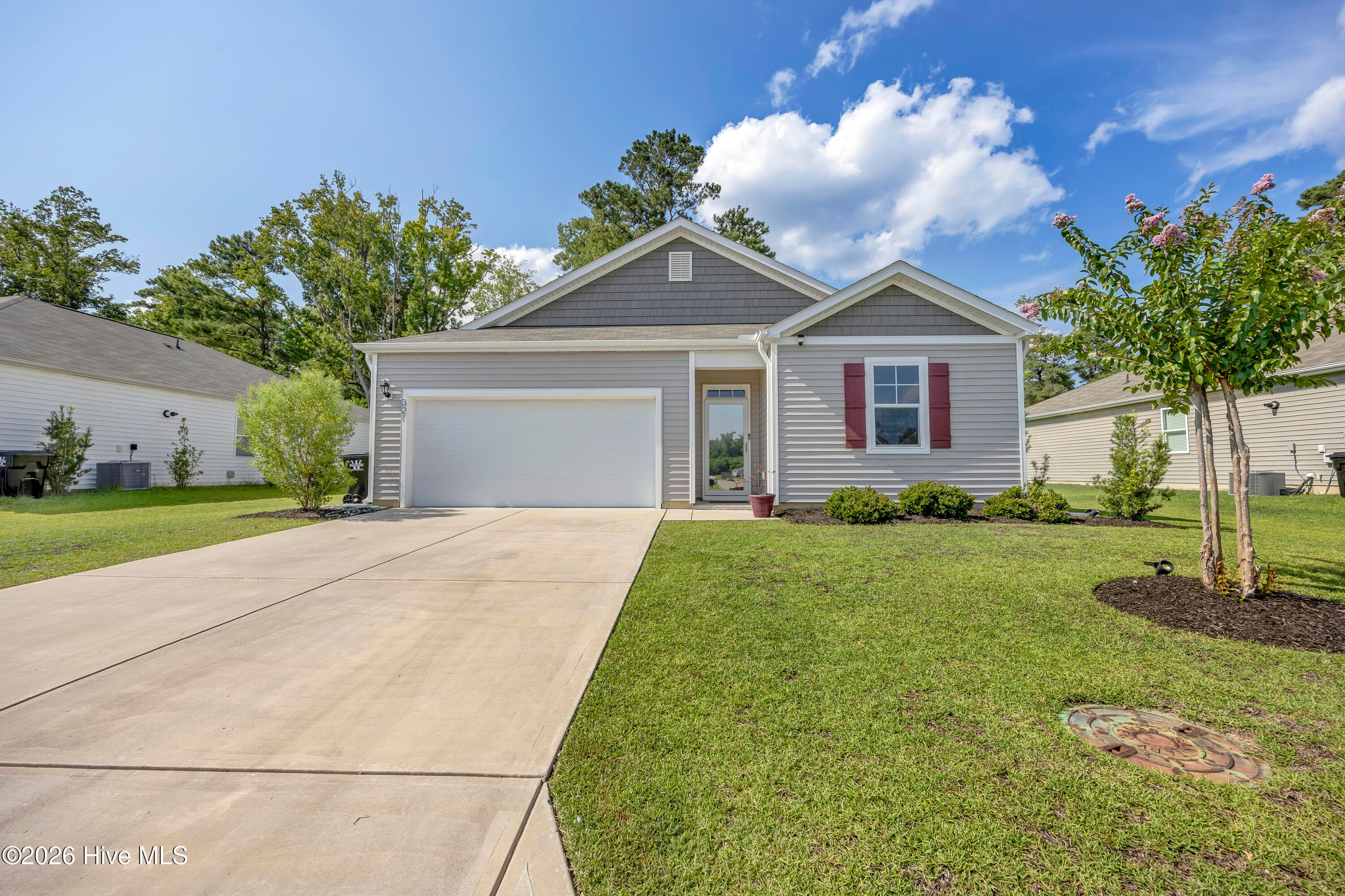 Front of 321 Tributary Circle, Wilmington, NC 28401