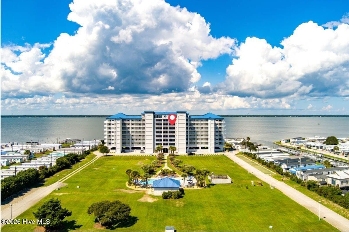 Front of 1550 Salter Path Road 606, Indian Beach, NC 28512