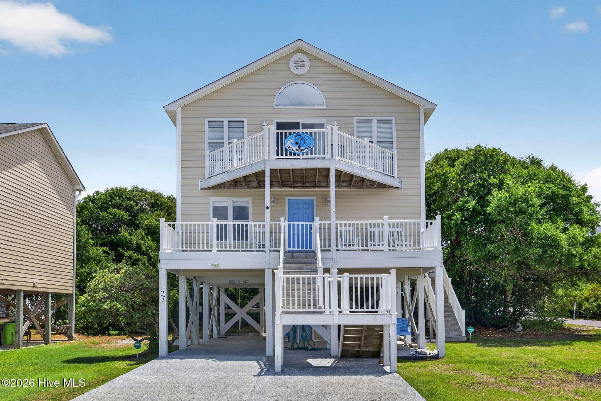 Exterior of 21 S Oak Drive, Surf City, NC 28445