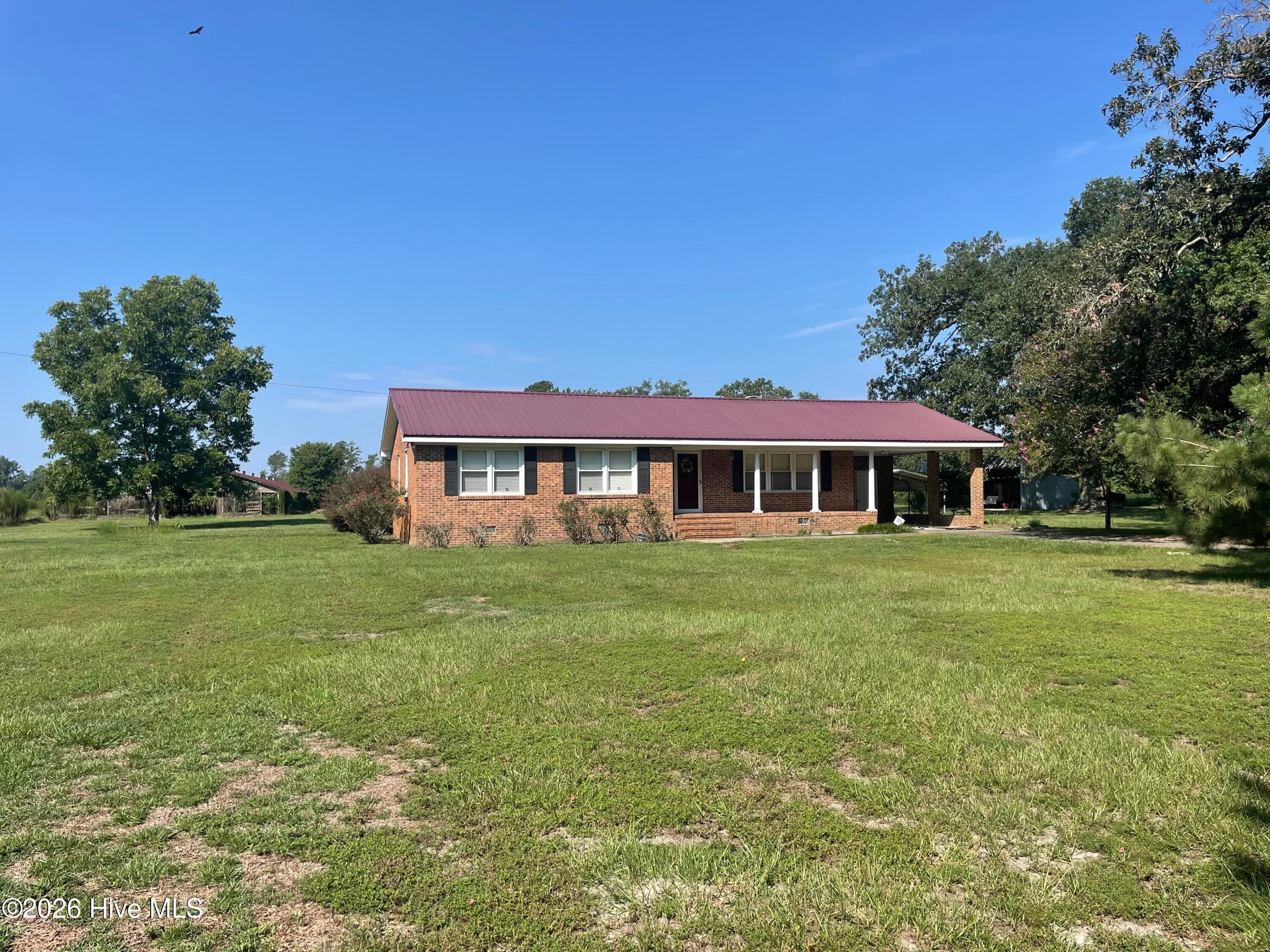 Front of 633 Beasleys Road, Warsaw, NC 28398